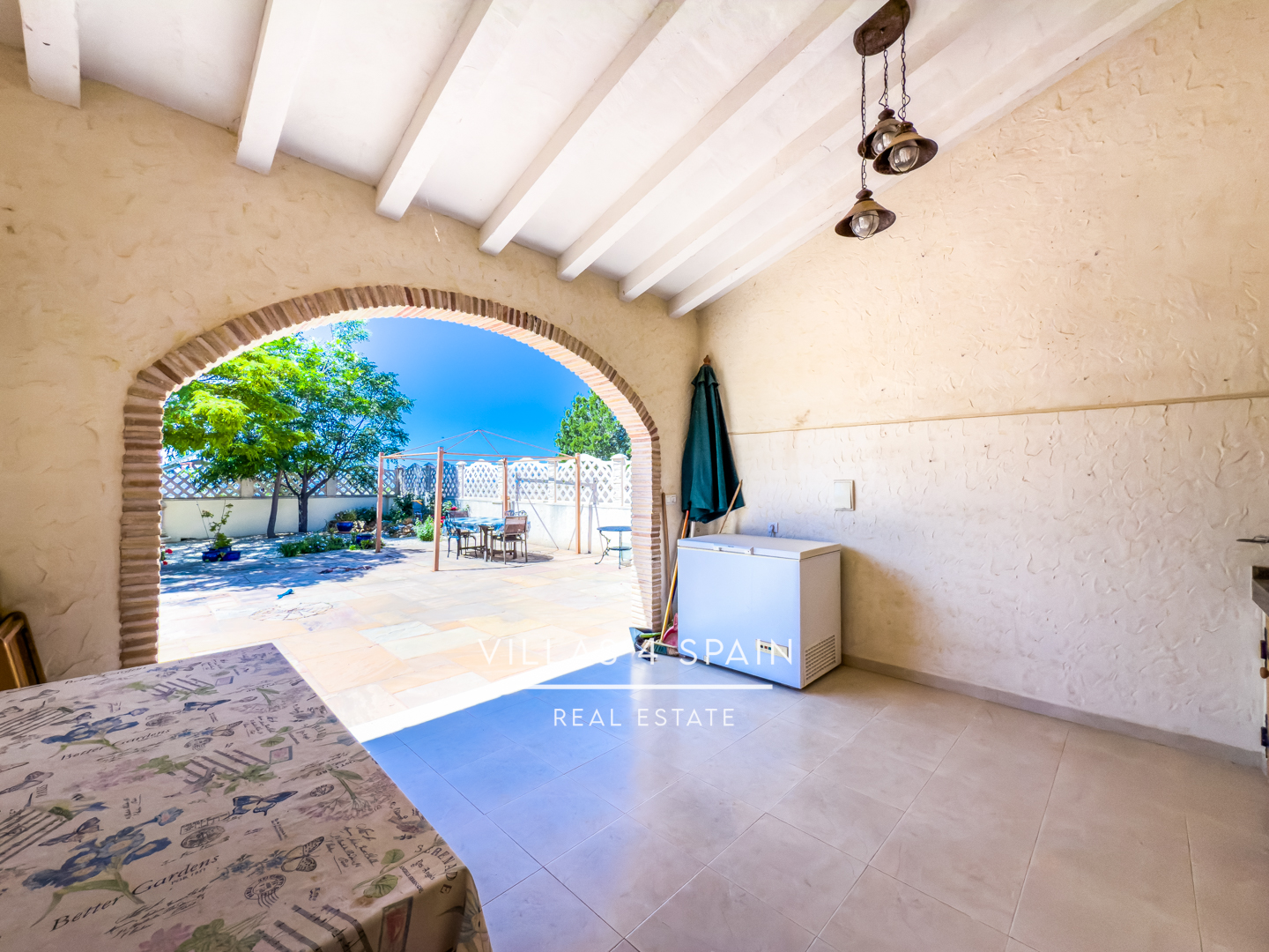 Resale - 3 Bedroom 3 Bathroom Villa with private pool and large plot in Macisvenda - cam. de la boquera - Murcia Resale - 3 Bedroom 3 Bathroom Villa with private pool and large plot in Macisvenda - cam. de la boquera - Murcia
