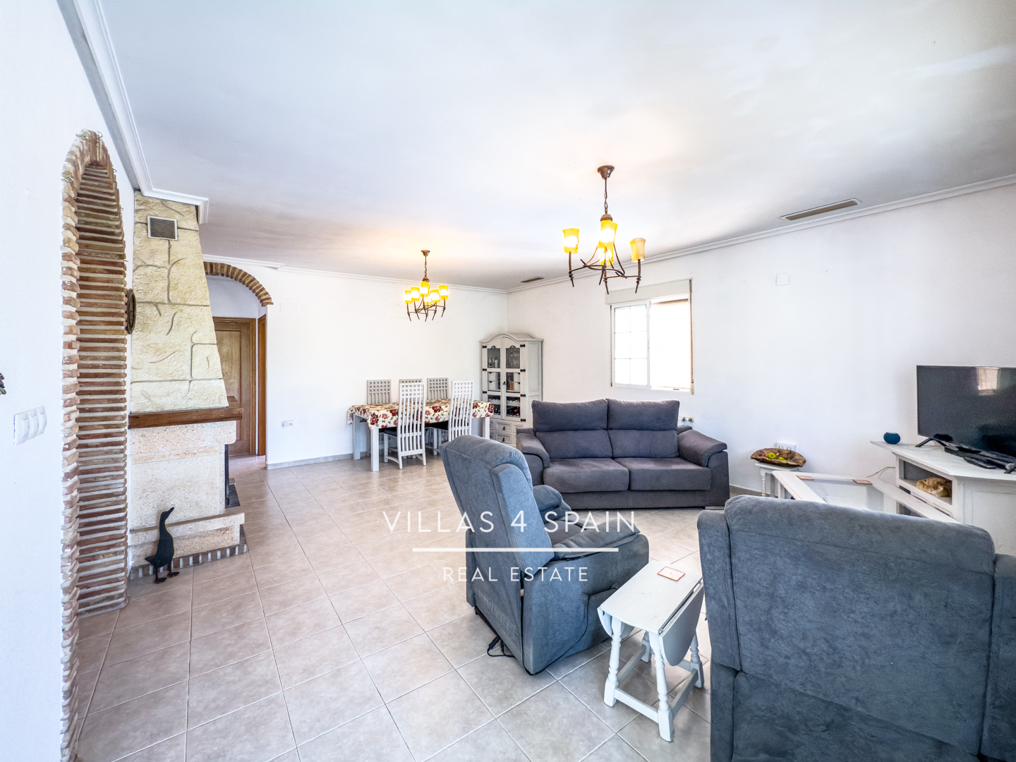 Resale - 3 Bedroom 3 Bathroom Villa with private pool and large plot in Macisvenda - cam. de la boquera - Murcia Resale - 3 Bedroom 3 Bathroom Villa with private pool and large plot in Macisvenda - cam. de la boquera - Murcia