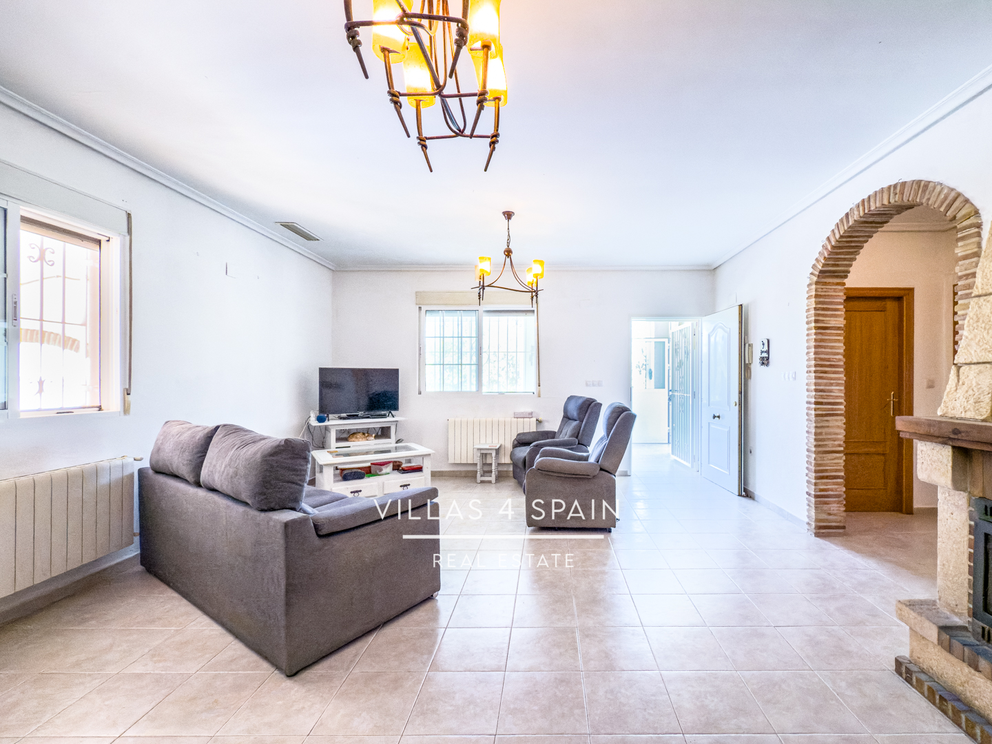 Resale - 3 Bedroom 3 Bathroom Villa with private pool and large plot in Macisvenda - cam. de la boquera - Murcia Resale - 3 Bedroom 3 Bathroom Villa with private pool and large plot in Macisvenda - cam. de la boquera - Murcia