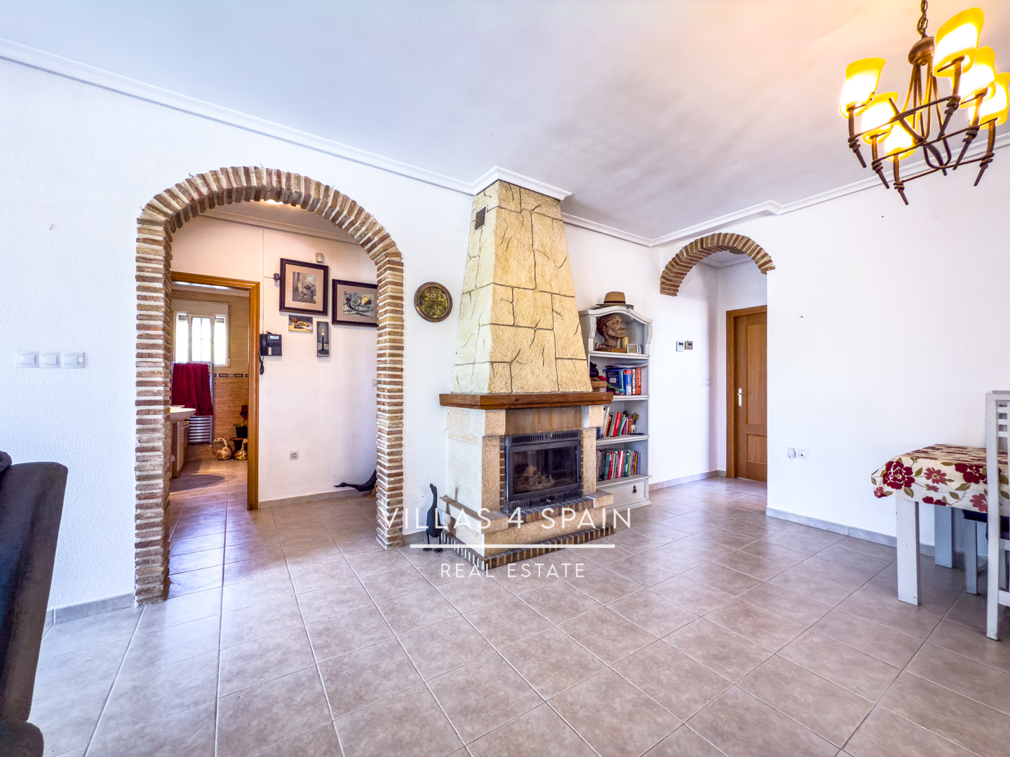 Resale - 3 Bedroom 3 Bathroom Villa with private pool and large plot in Macisvenda - cam. de la boquera - Murcia Resale - 3 Bedroom 3 Bathroom Villa with private pool and large plot in Macisvenda - cam. de la boquera - Murcia