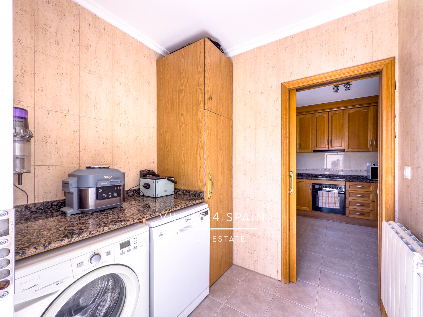 Resale - 3 Bedroom 3 Bathroom Villa with private pool and large plot in Macisvenda - cam. de la boquera - Murcia Resale - 3 Bedroom 3 Bathroom Villa with private pool and large plot in Macisvenda - cam. de la boquera - Murcia