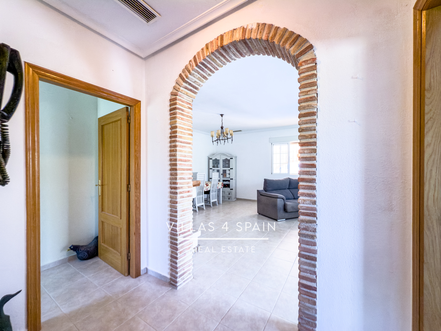 Resale - 3 Bedroom 3 Bathroom Villa with private pool and large plot in Macisvenda - cam. de la boquera - Murcia Resale - 3 Bedroom 3 Bathroom Villa with private pool and large plot in Macisvenda - cam. de la boquera - Murcia