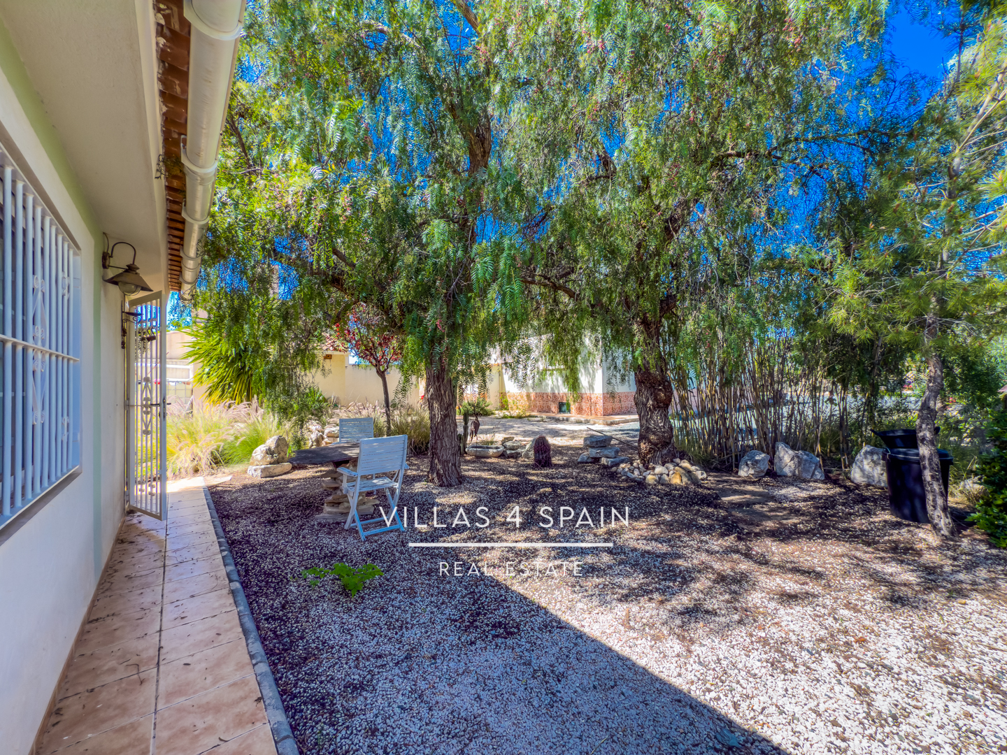 Resale - 3 Bedroom 3 Bathroom Villa with private pool and large plot in Macisvenda - cam. de la boquera - Murcia Resale - 3 Bedroom 3 Bathroom Villa with private pool and large plot in Macisvenda - cam. de la boquera - Murcia