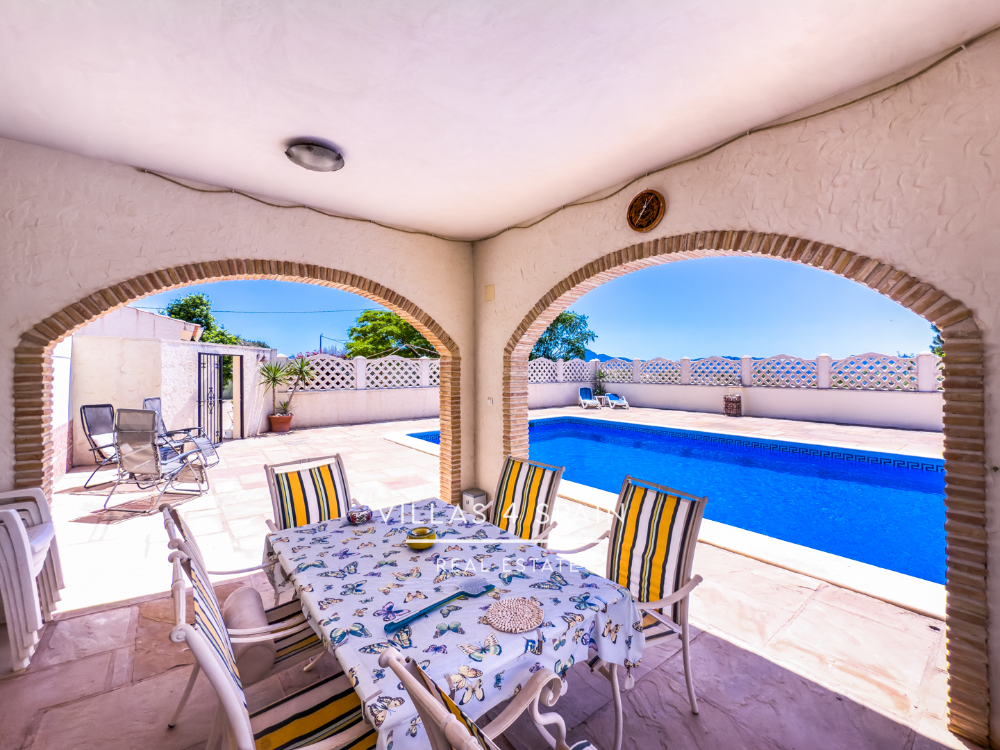 Resale - 3 Bedroom 3 Bathroom Villa with private pool and large plot in Macisvenda - cam. de la boquera - Murcia Resale - 3 Bedroom 3 Bathroom Villa with private pool and large plot in Macisvenda - cam. de la boquera - Murcia
