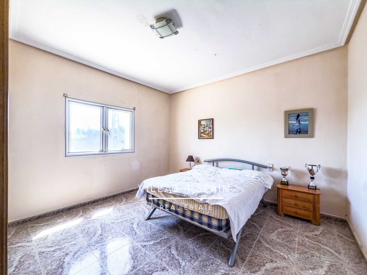 Resale - 12 Bedroom 6 bathroom villa with private pool in crevillente - Partida Ampla - Alicante Resale - 12 Bedroom 6 bathroom villa with private pool in crevillente - Partida Ampla - Alicante