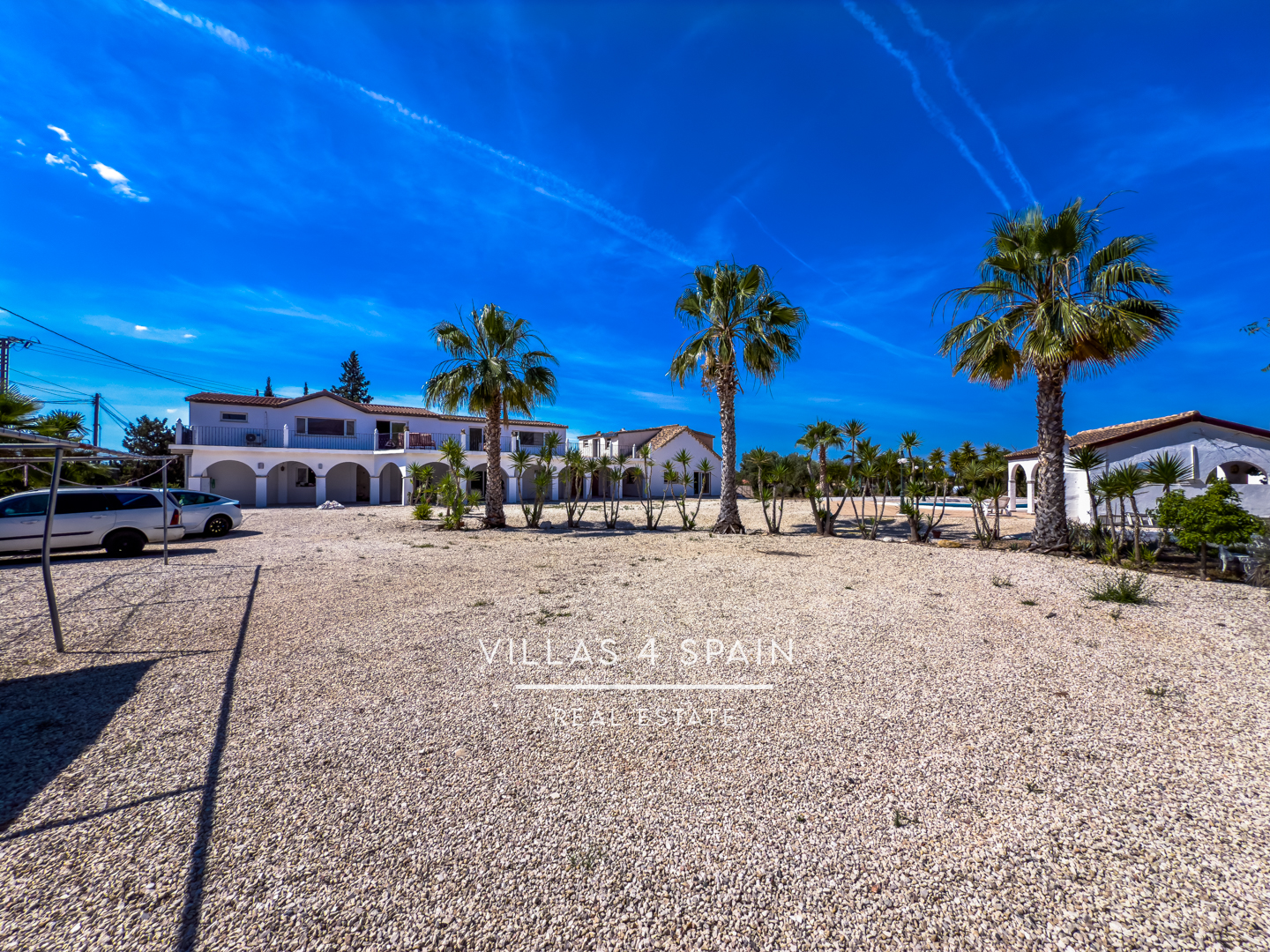 Resale - 12 Bedroom 6 bathroom villa with private pool in crevillente - Partida Ampla - Alicante Resale - 12 Bedroom 6 bathroom villa with private pool in crevillente - Partida Ampla - Alicante