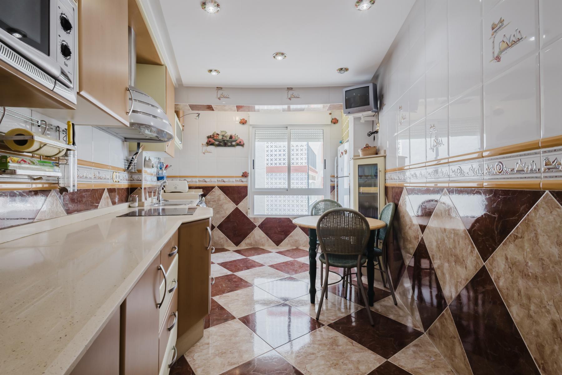 Resale - 3 Bedroom 2 Bathroom Apartamento in Torrevieja - PLAYA NAUFRAGOS - Alicante Resale - 3 Bedroom 2 Bathroom Apartamento in Torrevieja - PLAYA NAUFRAGOS - Alicante