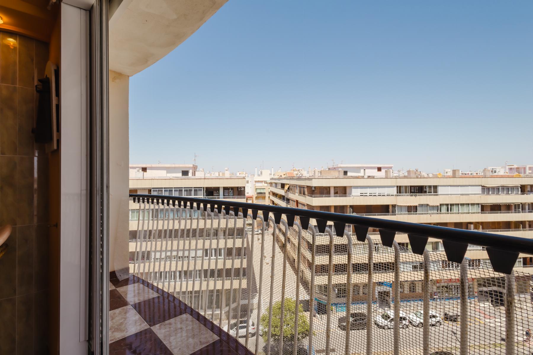 Resale - 3 Bedroom 2 Bathroom Apartamento in Torrevieja - PLAYA NAUFRAGOS - Alicante Resale - 3 Bedroom 2 Bathroom Apartamento in Torrevieja - PLAYA NAUFRAGOS - Alicante