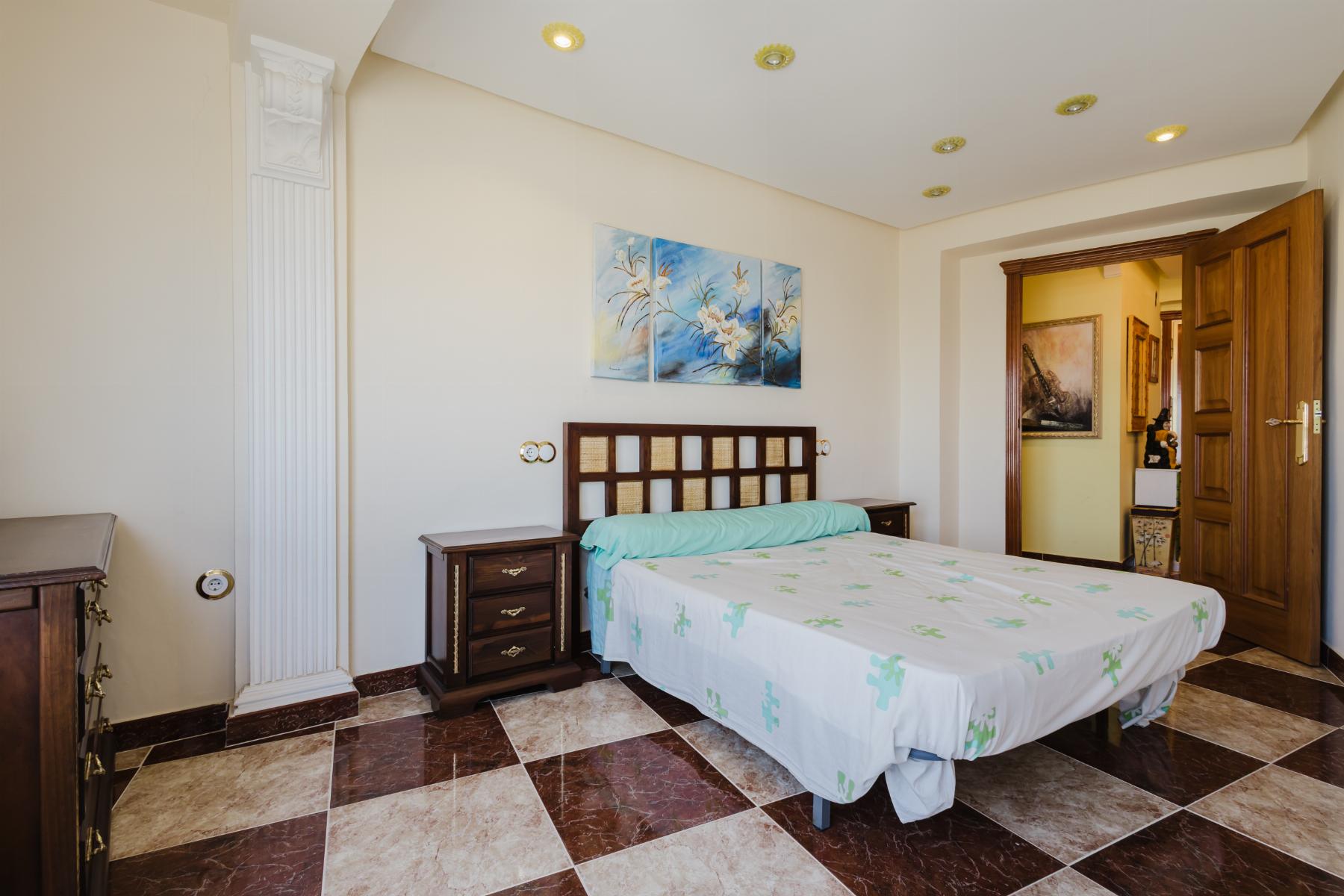 Resale - 3 Bedroom 2 Bathroom Apartamento in Torrevieja - PLAYA NAUFRAGOS - Alicante Resale - 3 Bedroom 2 Bathroom Apartamento in Torrevieja - PLAYA NAUFRAGOS - Alicante