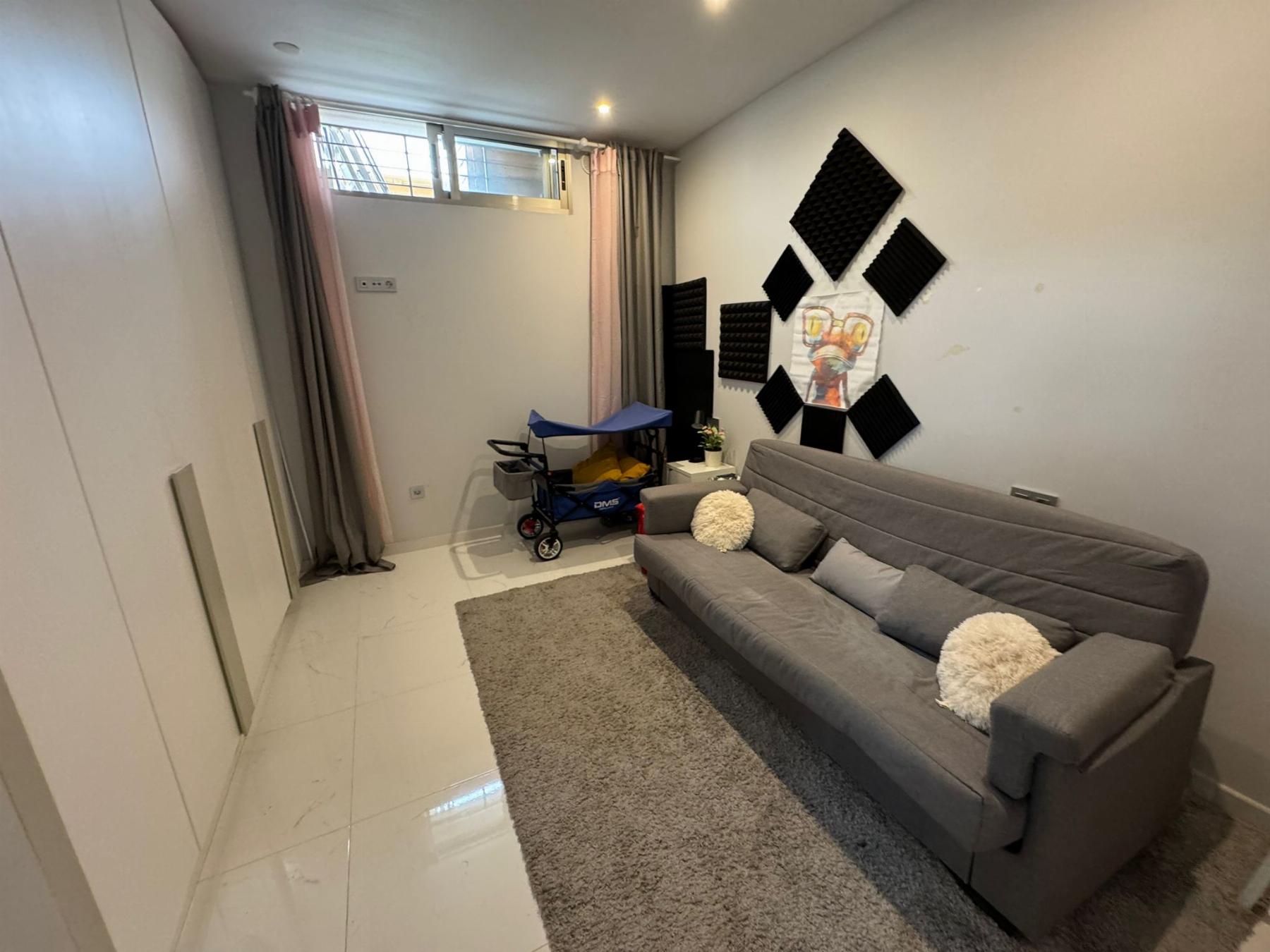 Resale - 5 Bedroom 4 Bathroom Chalet in Orihuela Costa - Villamartin - Alicante Resale - 5 Bedroom 4 Bathroom Chalet in Orihuela Costa - Villamartin - Alicante