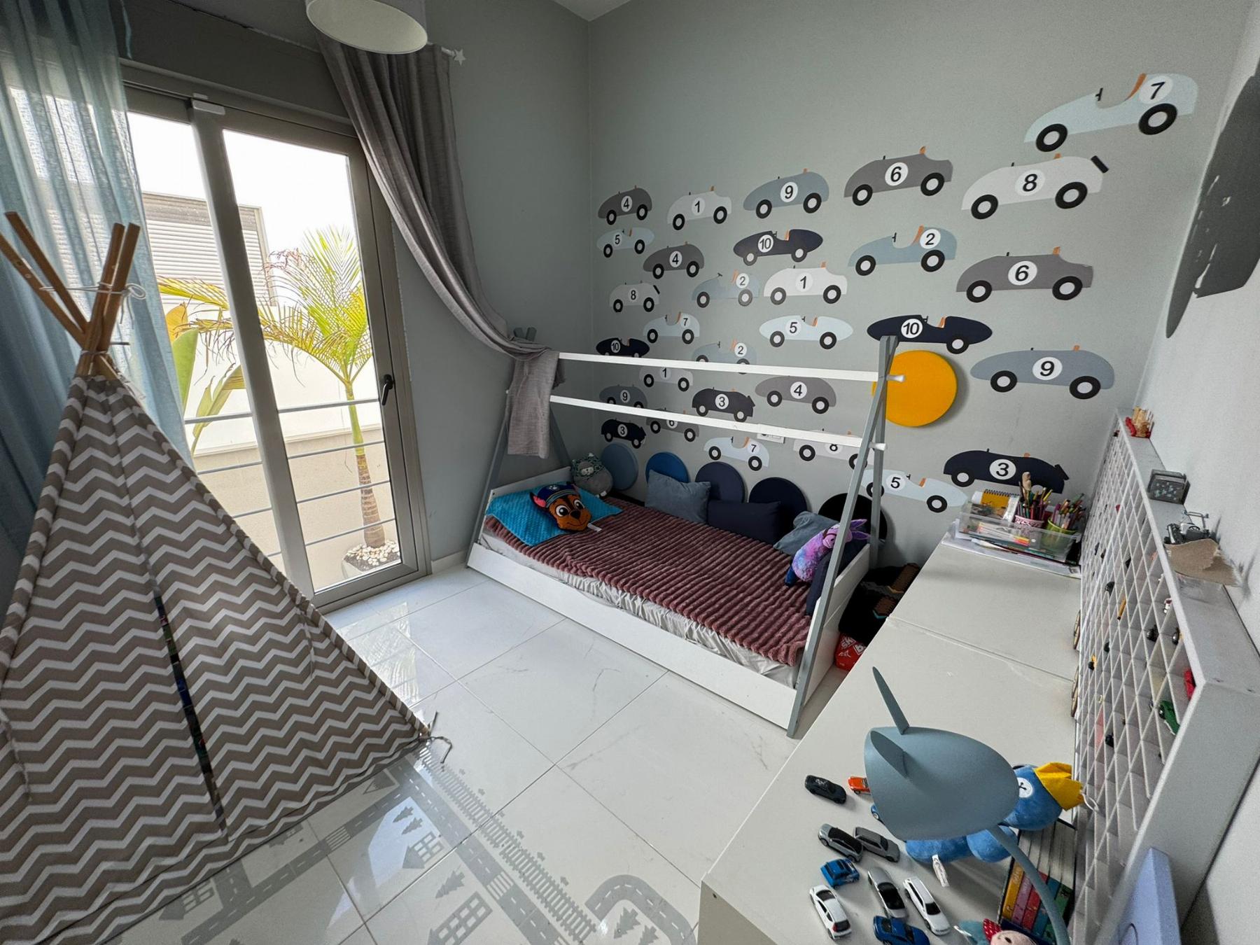 Resale - 5 Bedroom 4 Bathroom Chalet in Orihuela Costa - Villamartin - Alicante Resale - 5 Bedroom 4 Bathroom Chalet in Orihuela Costa - Villamartin - Alicante