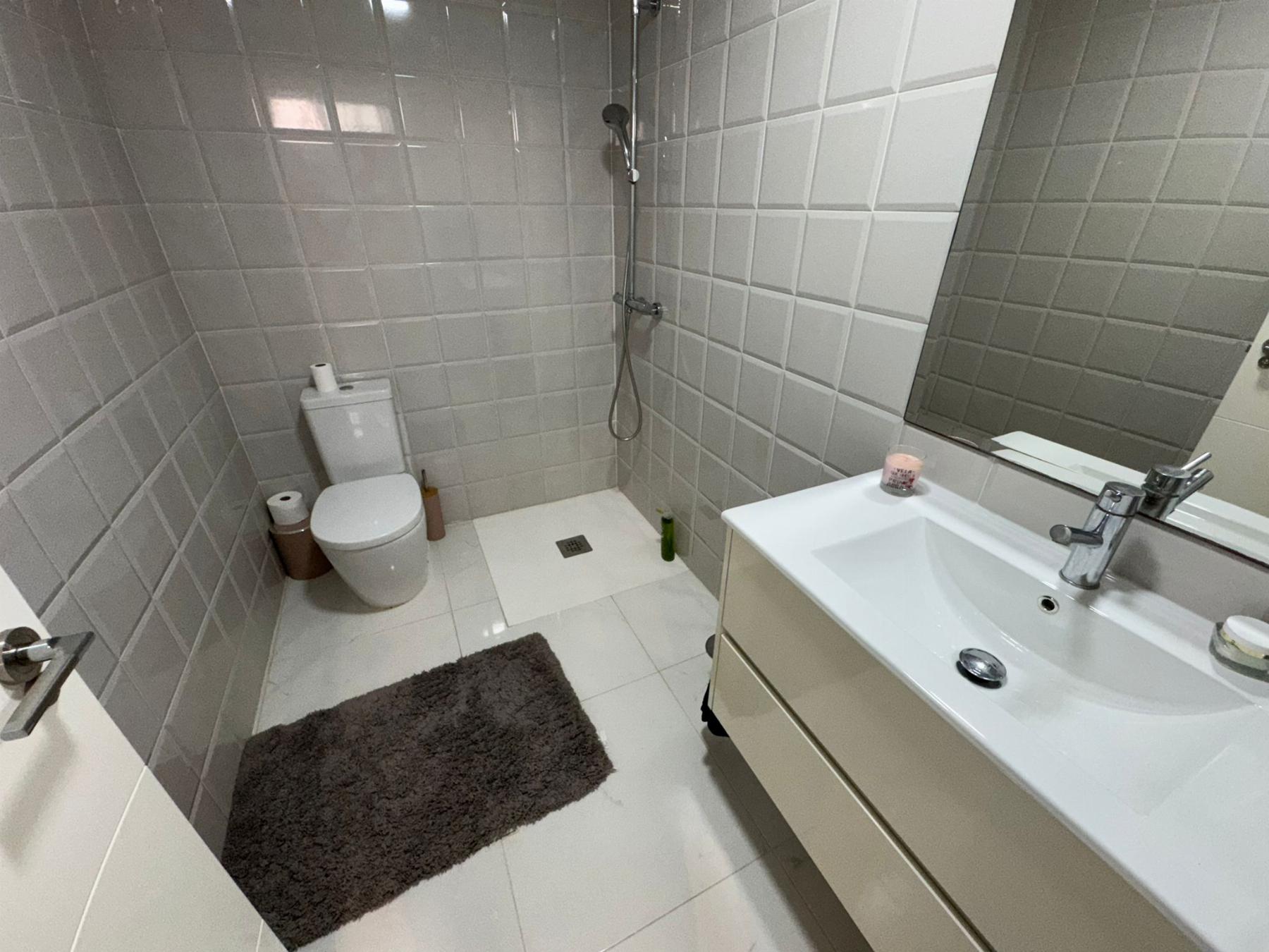 Resale - 5 Bedroom 4 Bathroom Chalet in Orihuela Costa - Villamartin - Alicante Resale - 5 Bedroom 4 Bathroom Chalet in Orihuela Costa - Villamartin - Alicante