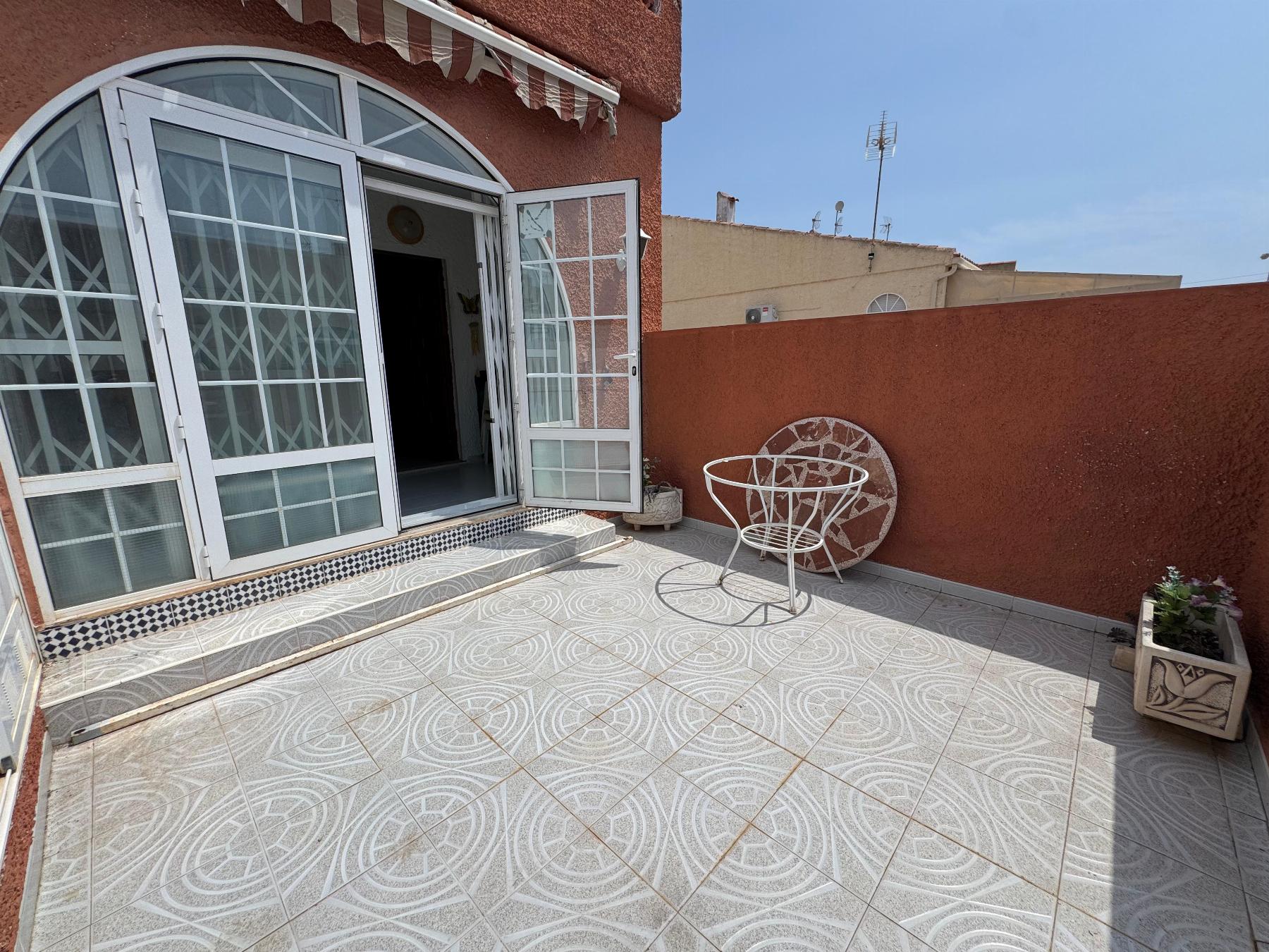 Resale - 2 Bedroom 2 Bathroom Chalet in Torrevieja - URB SAN LUIS - Alicante Resale - 2 Bedroom 2 Bathroom Chalet in Torrevieja - URB SAN LUIS - Alicante
