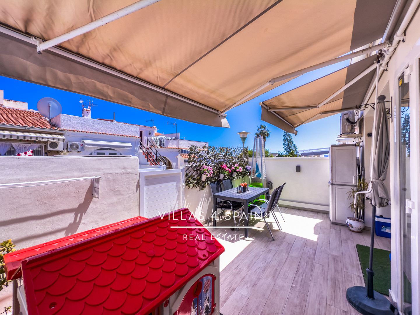 Resale - 2 Bedroom 1 bathroom Fully Renovated Town house with front garden in Torrevieja, San Luis - calle Zarauz - Alicante Resale - 2 Bedroom 1 bathroom Fully Renovated Town house with front garden in Torrevieja, San Luis - calle Zarauz - Alicante