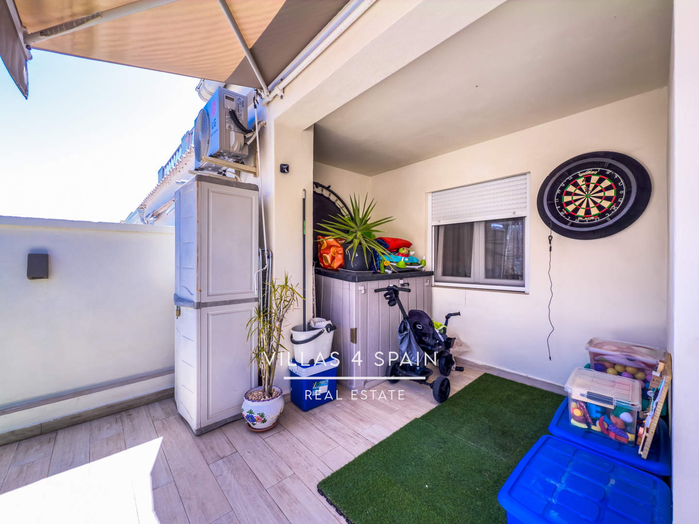Resale - 2 Bedroom 1 bathroom Fully Renovated Town house with front garden in Torrevieja, San Luis - calle Zarauz - Alicante Resale - 2 Bedroom 1 bathroom Fully Renovated Town house with front garden in Torrevieja, San Luis - calle Zarauz - Alicante
