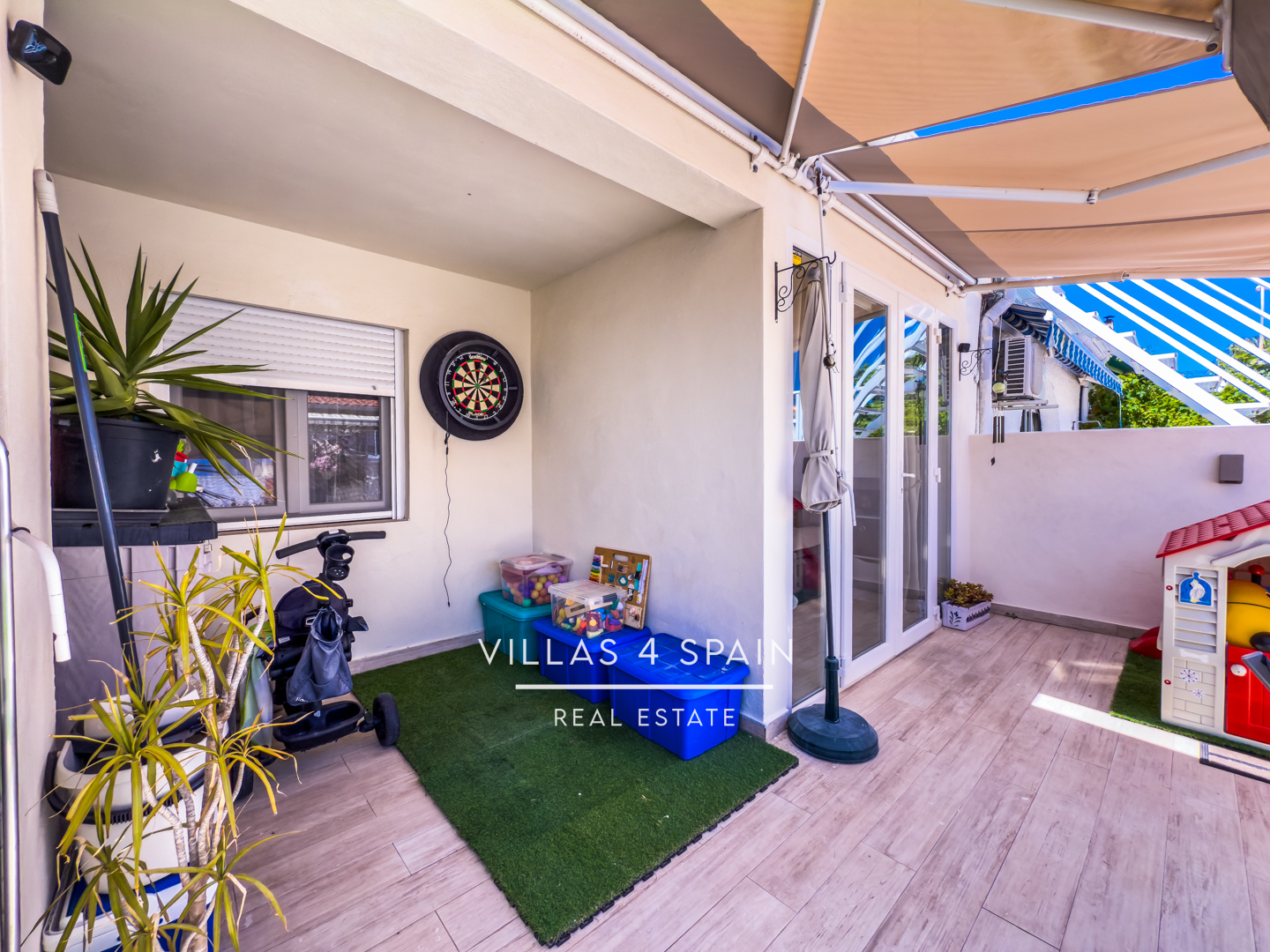 Resale - 2 Bedroom 1 bathroom Fully Renovated Town house with front garden in Torrevieja, San Luis - calle Zarauz - Alicante Resale - 2 Bedroom 1 bathroom Fully Renovated Town house with front garden in Torrevieja, San Luis - calle Zarauz - Alicante