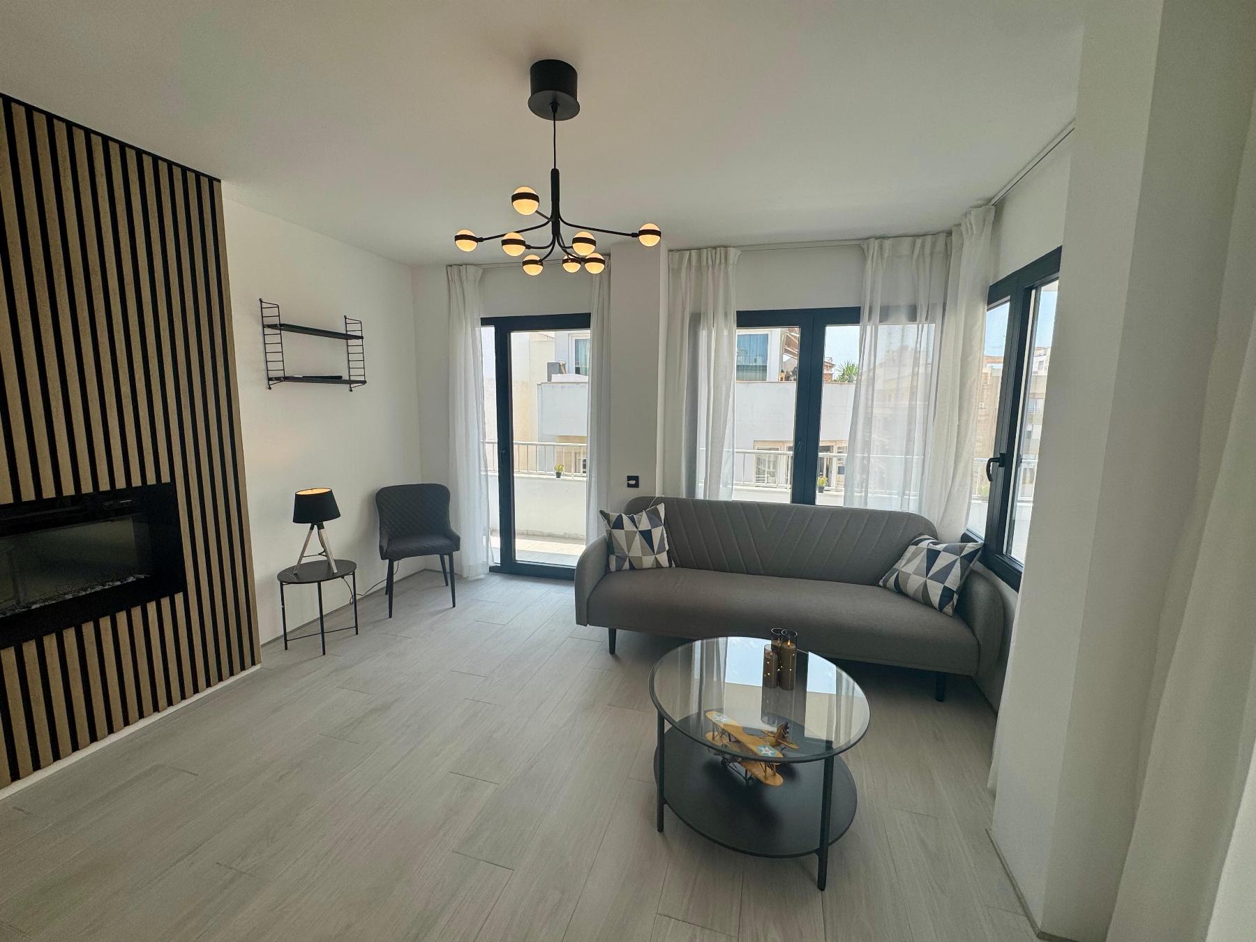 Resale - 3 Bedroom 2 Bathroom Apartamento in Torrevieja - CLUB NAUTICO TORREVIEJA - Alicante Resale - 3 Bedroom 2 Bathroom Apartamento in Torrevieja - CLUB NAUTICO TORREVIEJA - Alicante