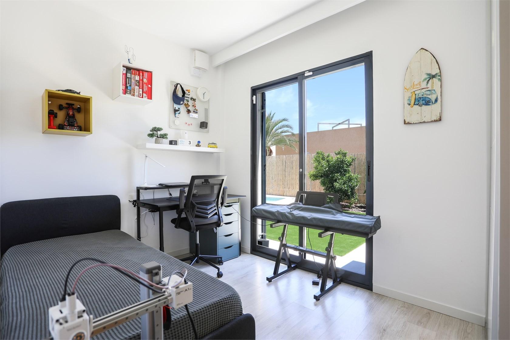Sold - 3 Bedroom 2 Bathroom Chalet in Orihuela Costa - La Zenia - Alicante Sold - 3 Bedroom 2 Bathroom Chalet in Orihuela Costa - La Zenia - Alicante