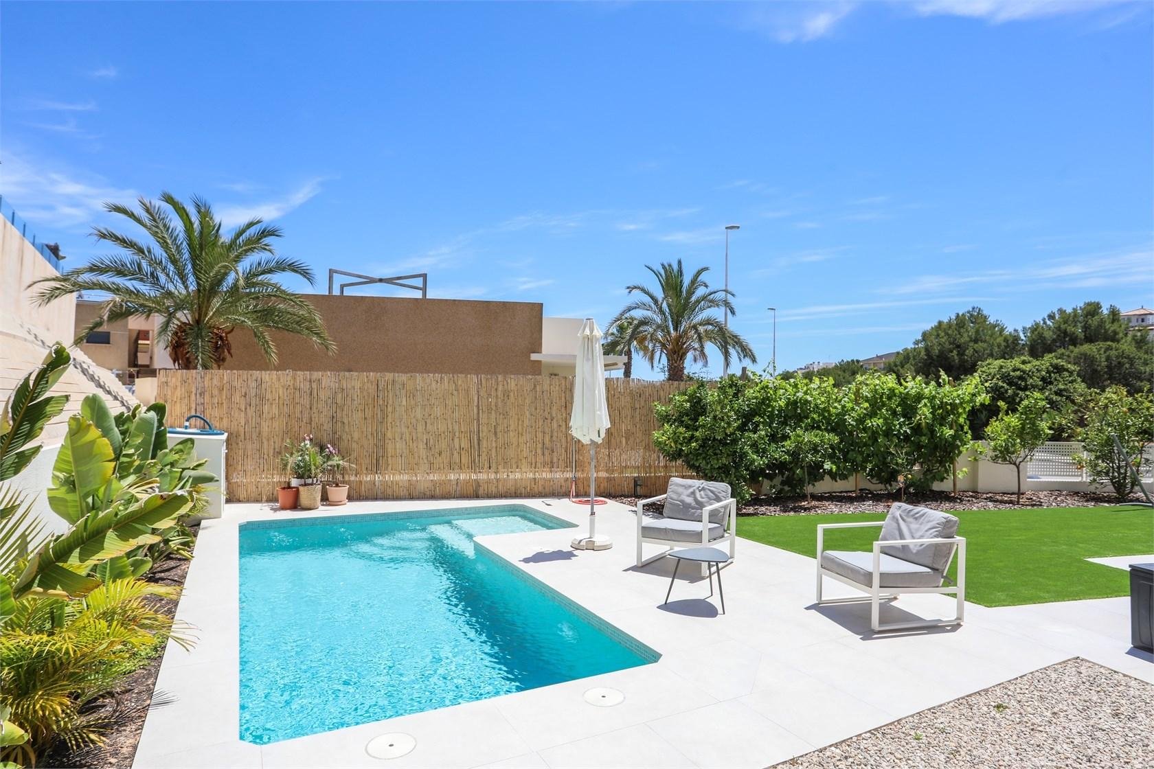 Sold - 3 Bedroom 2 Bathroom Chalet in Orihuela Costa - La Zenia - Alicante Sold - 3 Bedroom 2 Bathroom Chalet in Orihuela Costa - La Zenia - Alicante