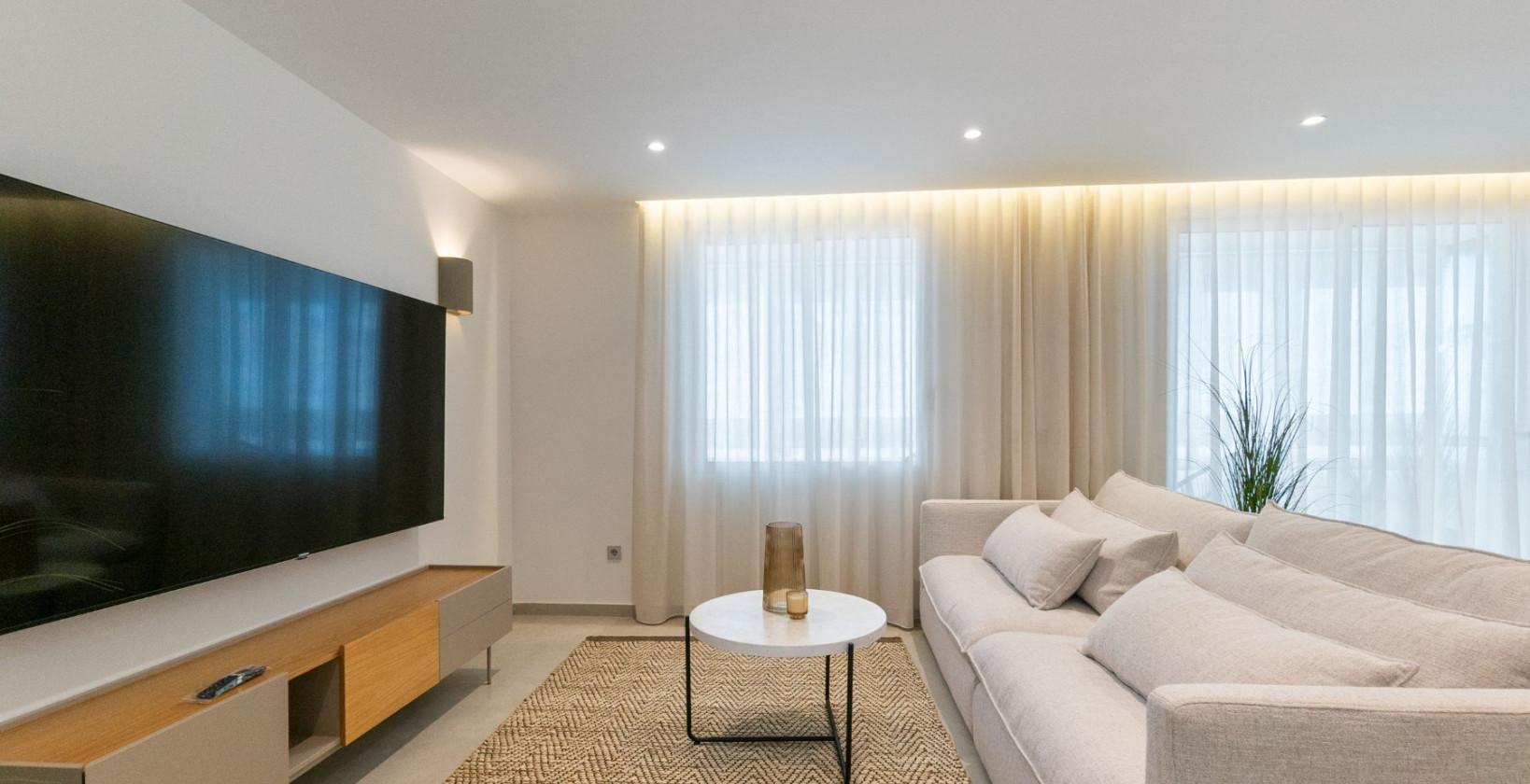 Resale - 3 Bedroom 2 Bathroom Apartamento in Torrevieja - Playa de La Acequion - Alicante Resale - 3 Bedroom 2 Bathroom Apartamento in Torrevieja - Playa de La Acequion - Alicante