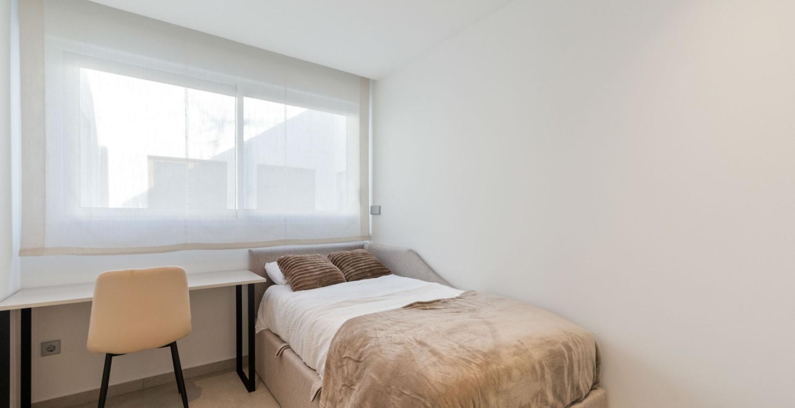 Resale - 3 Bedroom 2 Bathroom Apartamento in Torrevieja - Playa de La Acequion - Alicante Resale - 3 Bedroom 2 Bathroom Apartamento in Torrevieja - Playa de La Acequion - Alicante
