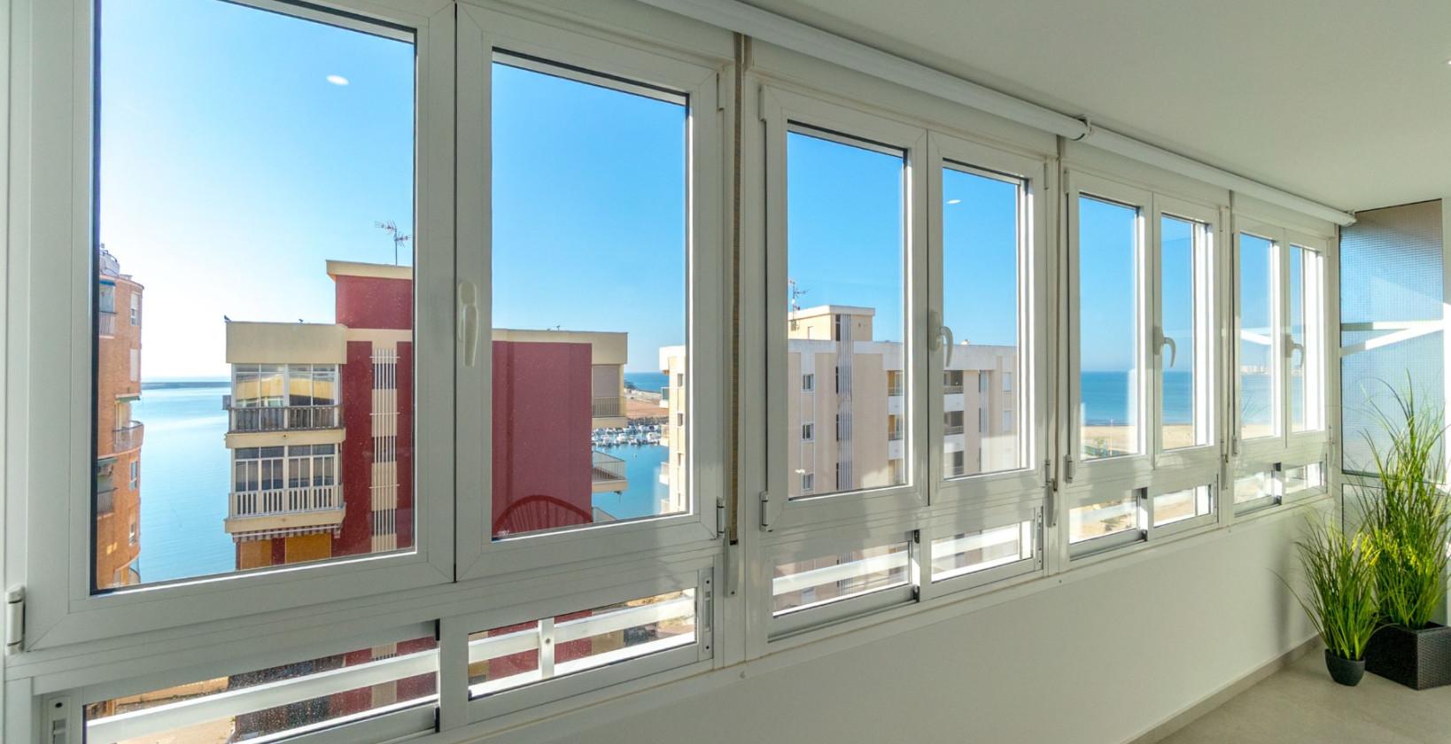 Resale - 3 Bedroom 2 Bathroom Apartamento in Torrevieja - Playa de La Acequion - Alicante Resale - 3 Bedroom 2 Bathroom Apartamento in Torrevieja - Playa de La Acequion - Alicante