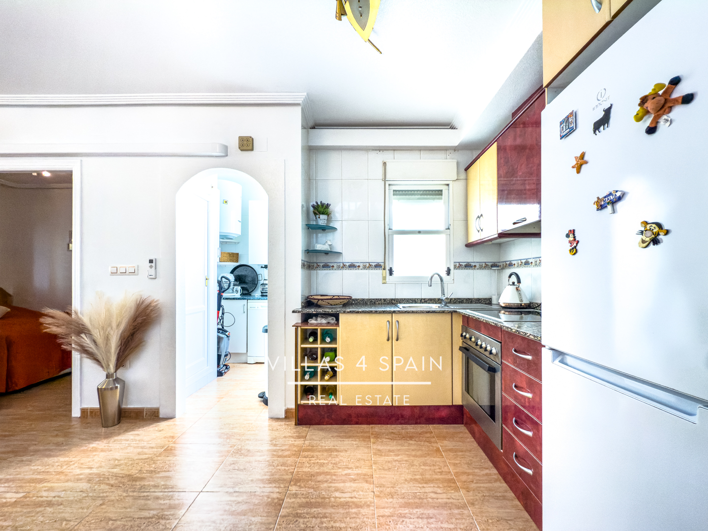 Resale - 2 Bed 1 Bath Apartment with Roof Terrace and sea views - calle salustiana - Alicante Resale - 2 Bed 1 Bath Apartment with Roof Terrace and sea views - calle salustiana - Alicante
