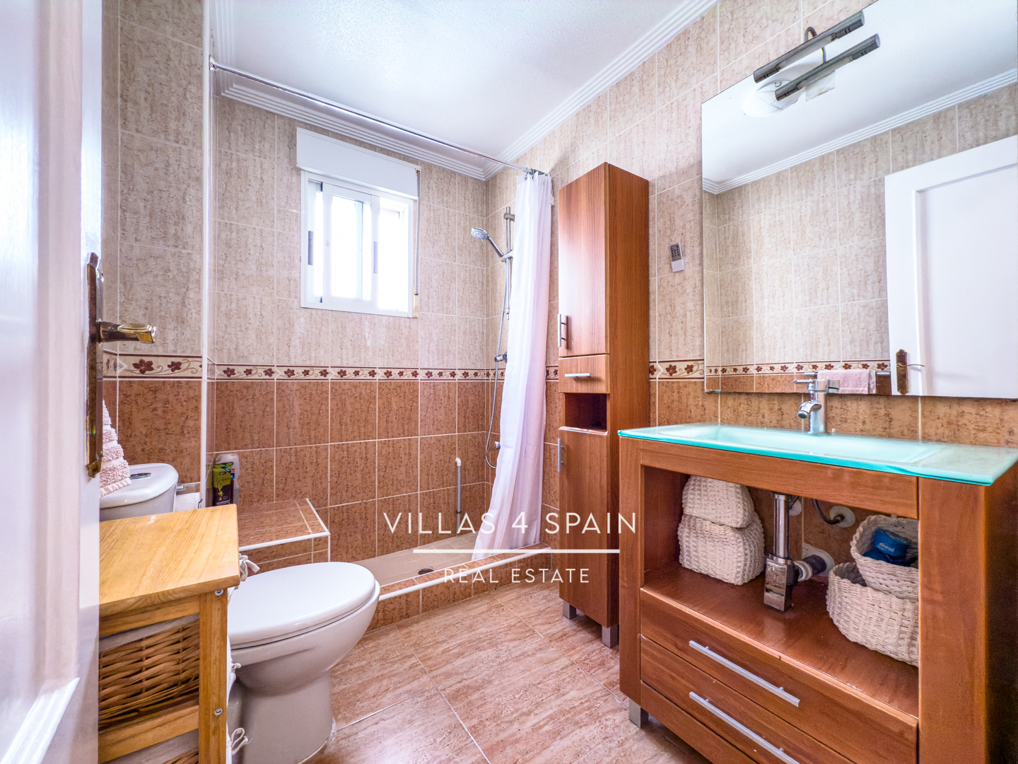 Resale - 2 Bed 1 Bath Apartment with Roof Terrace and sea views - calle salustiana - Alicante Resale - 2 Bed 1 Bath Apartment with Roof Terrace and sea views - calle salustiana - Alicante