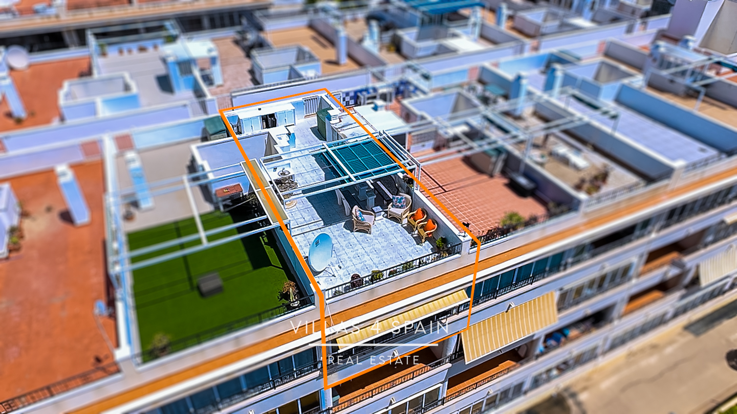 Resale - 2 Bed 1 Bath Apartment with Roof Terrace and sea views - calle salustiana - Alicante Resale - 2 Bed 1 Bath Apartment with Roof Terrace and sea views - calle salustiana - Alicante