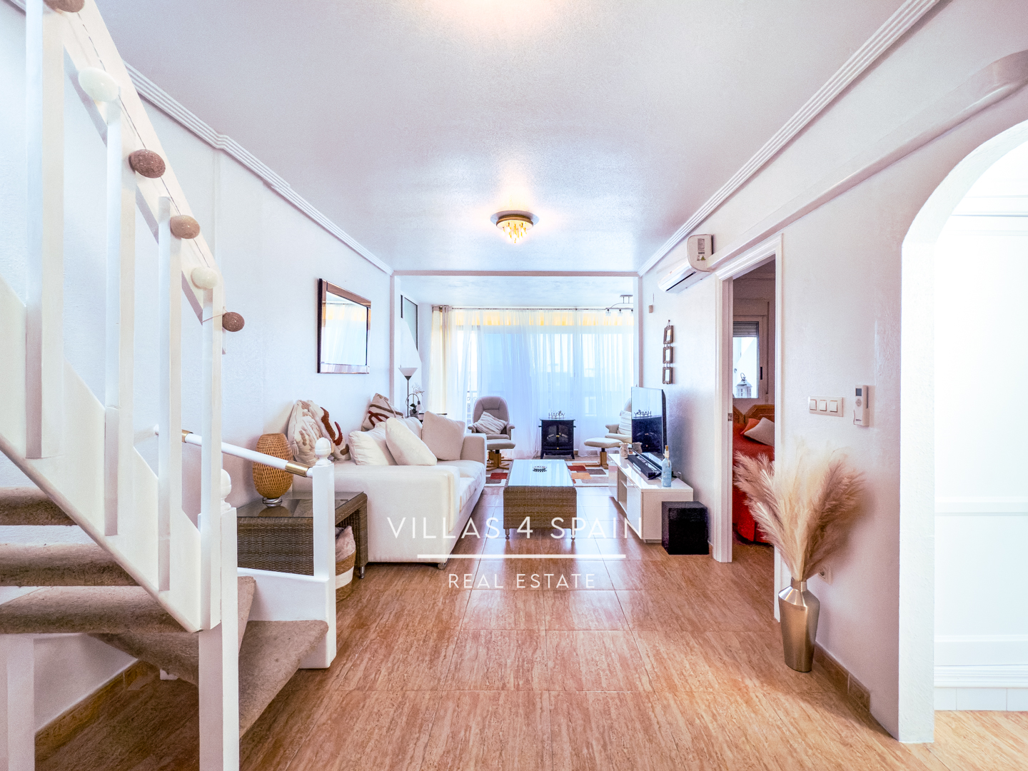 Resale - 2 Bed 1 Bath Apartment with Roof Terrace and sea views - calle salustiana - Alicante Resale - 2 Bed 1 Bath Apartment with Roof Terrace and sea views - calle salustiana - Alicante