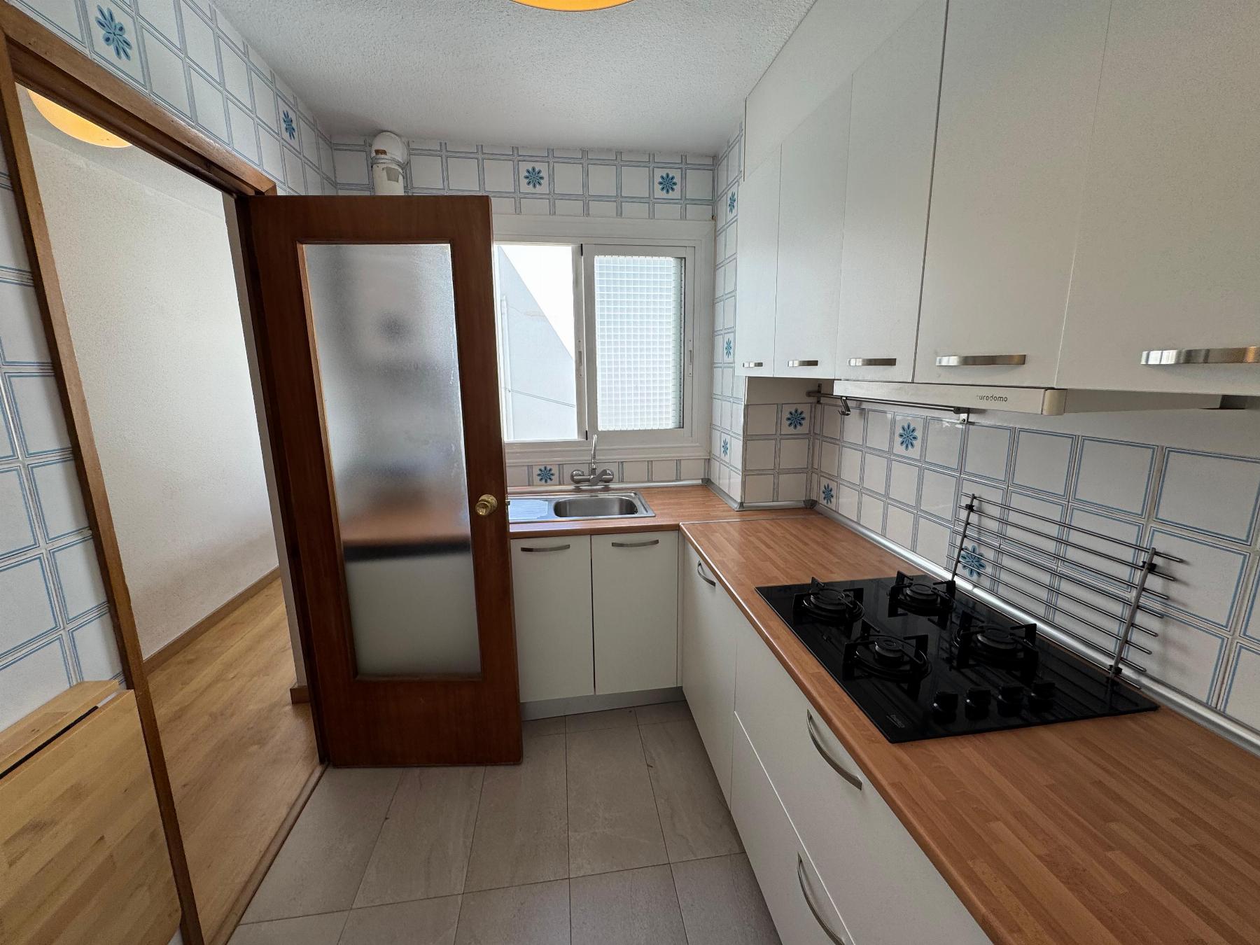 Resale - 3 Bedroom 1 Bathroom Apartamento in Torrevieja - Playa Acequion - Alicante Resale - 3 Bedroom 1 Bathroom Apartamento in Torrevieja - Playa Acequion - Alicante