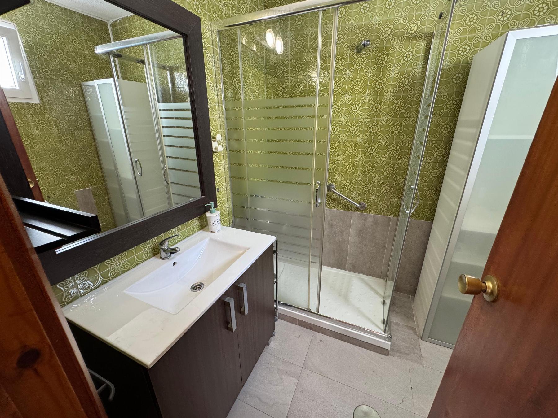 Resale - 3 Bedroom 1 Bathroom Apartamento in Torrevieja - Playa Acequion - Alicante Resale - 3 Bedroom 1 Bathroom Apartamento in Torrevieja - Playa Acequion - Alicante
