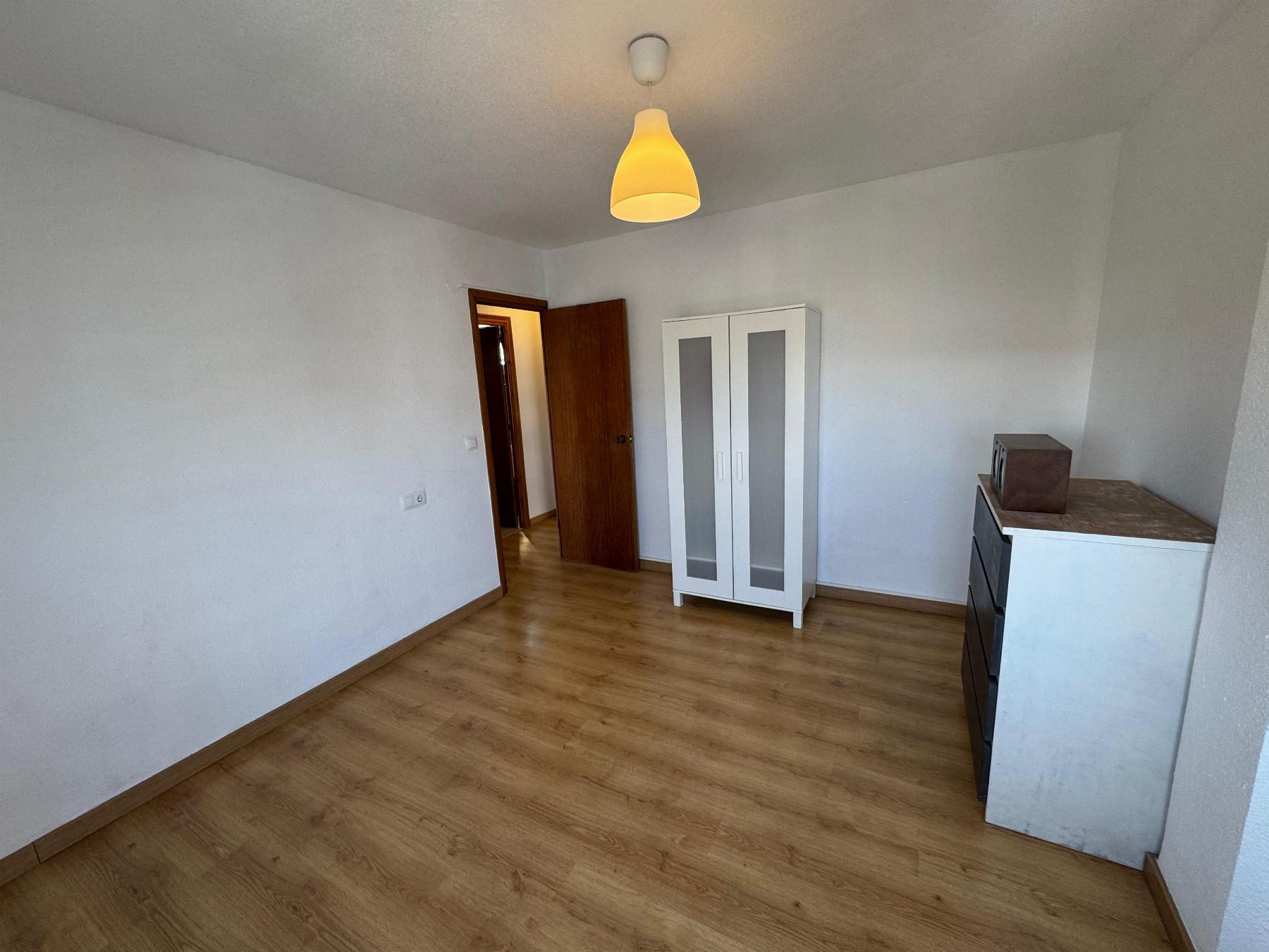 Resale - 3 Bedroom 1 Bathroom Apartamento in Torrevieja - Playa Acequion - Alicante Resale - 3 Bedroom 1 Bathroom Apartamento in Torrevieja - Playa Acequion - Alicante