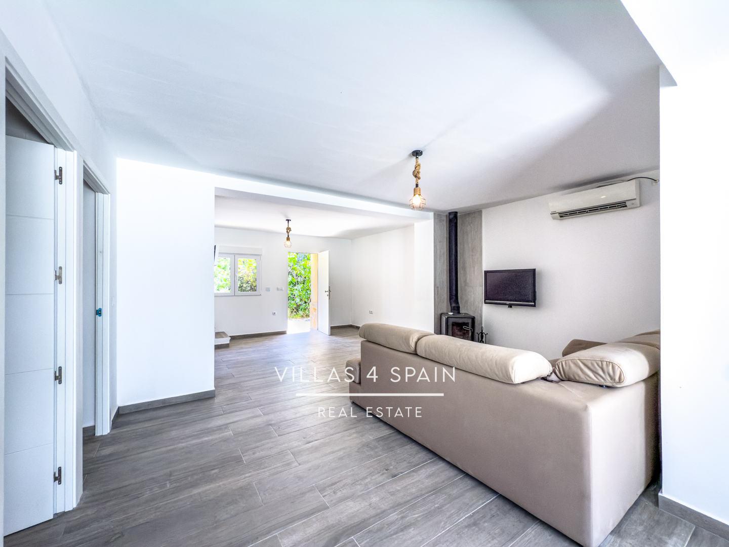 Resale - 4 Bed 3 Bath Townhouse in La Canalosa, Alicante, Fully off grid - Calle Vereda - Alicante Resale - 4 Bed 3 Bath Townhouse in La Canalosa, Alicante, Fully off grid - Calle Vereda - Alicante