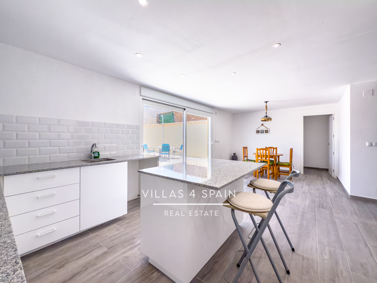 Resale - 4 Bed 3 Bath Townhouse in La Canalosa, Alicante, Fully off grid - Calle Vereda - Alicante Resale - 4 Bed 3 Bath Townhouse in La Canalosa, Alicante, Fully off grid - Calle Vereda - Alicante