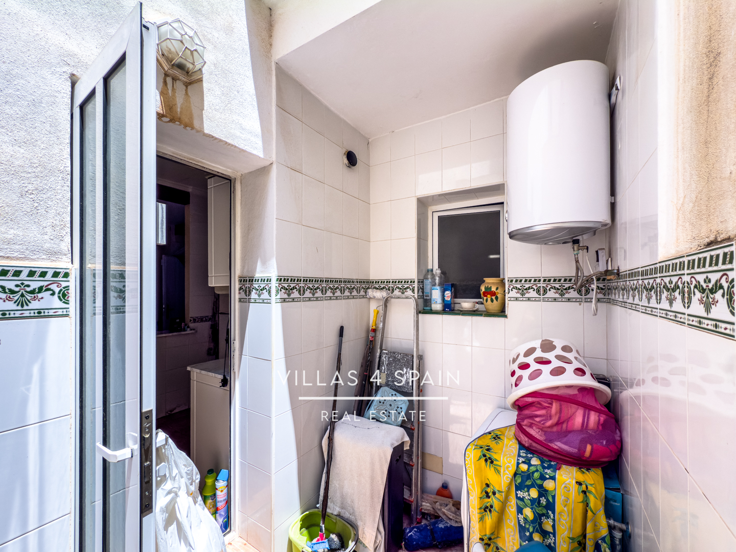 Resale - 3 Bed 2 Bath Townhouse in Montebello, Algorfa - av. romero - Alicante Resale - 3 Bed 2 Bath Townhouse in Montebello, Algorfa - av. romero - Alicante