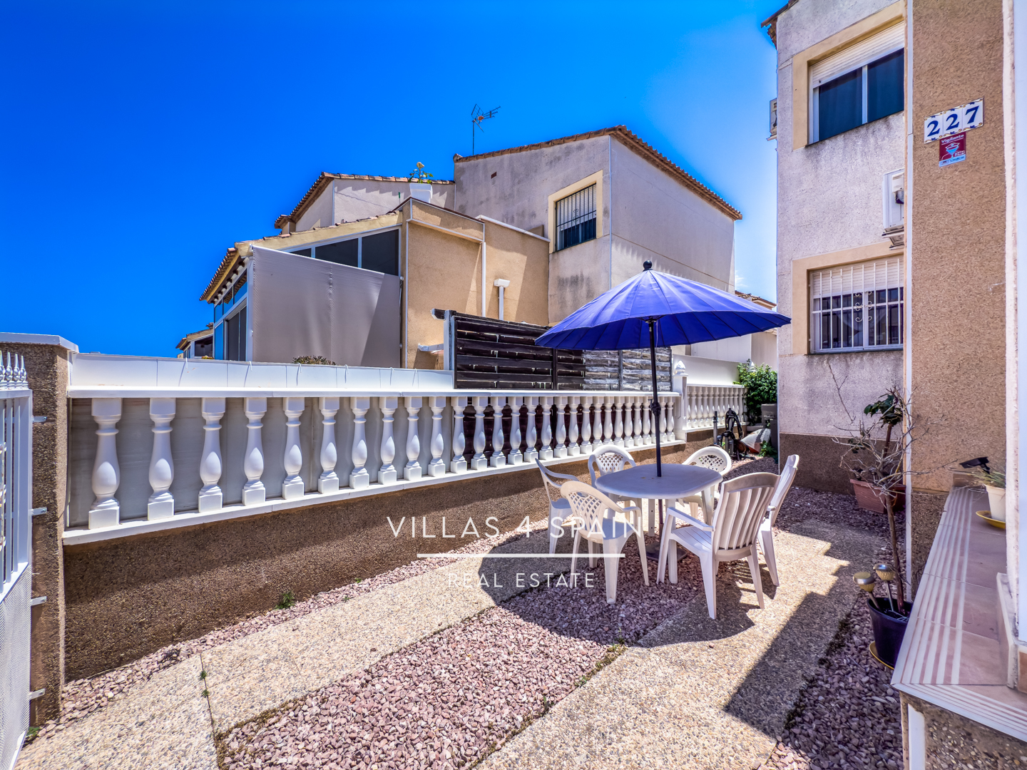 Resale - 3 Bed 2 Bath Townhouse in Montebello, Algorfa - av. romero - Alicante Resale - 3 Bed 2 Bath Townhouse in Montebello, Algorfa - av. romero - Alicante
