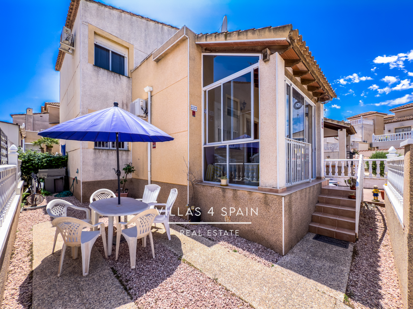 Resale - 3 Bed 2 Bath Townhouse in Montebello, Algorfa - av. romero - Alicante Resale - 3 Bed 2 Bath Townhouse in Montebello, Algorfa - av. romero - Alicante