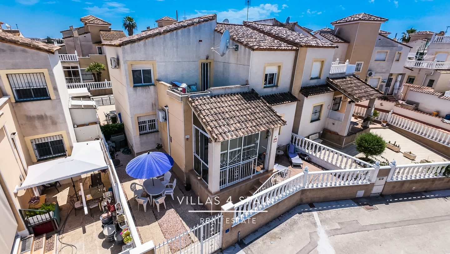 3 Bed 2 Bath Townhouse in Montebello, Algorfa