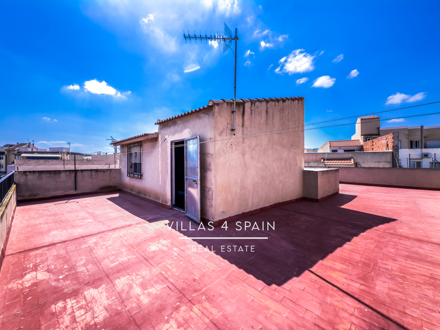 Resale - 8 Bed 4 Bath Townhouse in Fortuna For Sale - av. salvador allende - Murcia Resale - 8 Bed 4 Bath Townhouse in Fortuna For Sale - av. salvador allende - Murcia