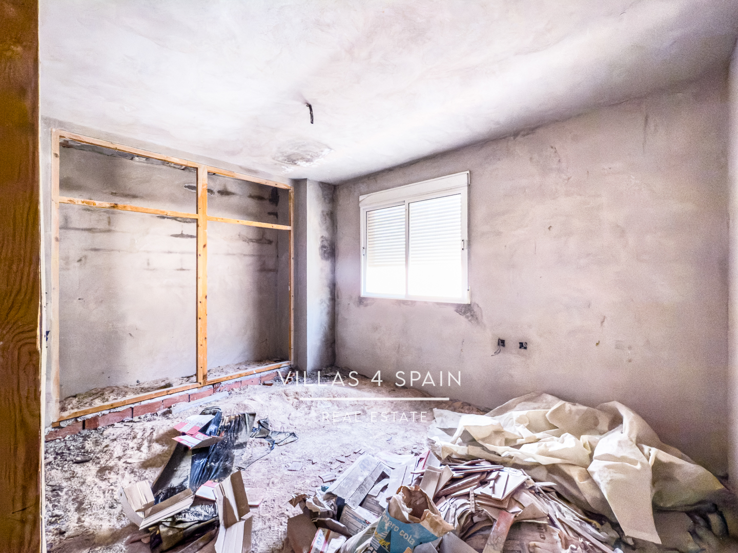 Resale - 8 Bed 4 Bath Townhouse in Fortuna For Sale - av. salvador allende - Murcia Resale - 8 Bed 4 Bath Townhouse in Fortuna For Sale - av. salvador allende - Murcia