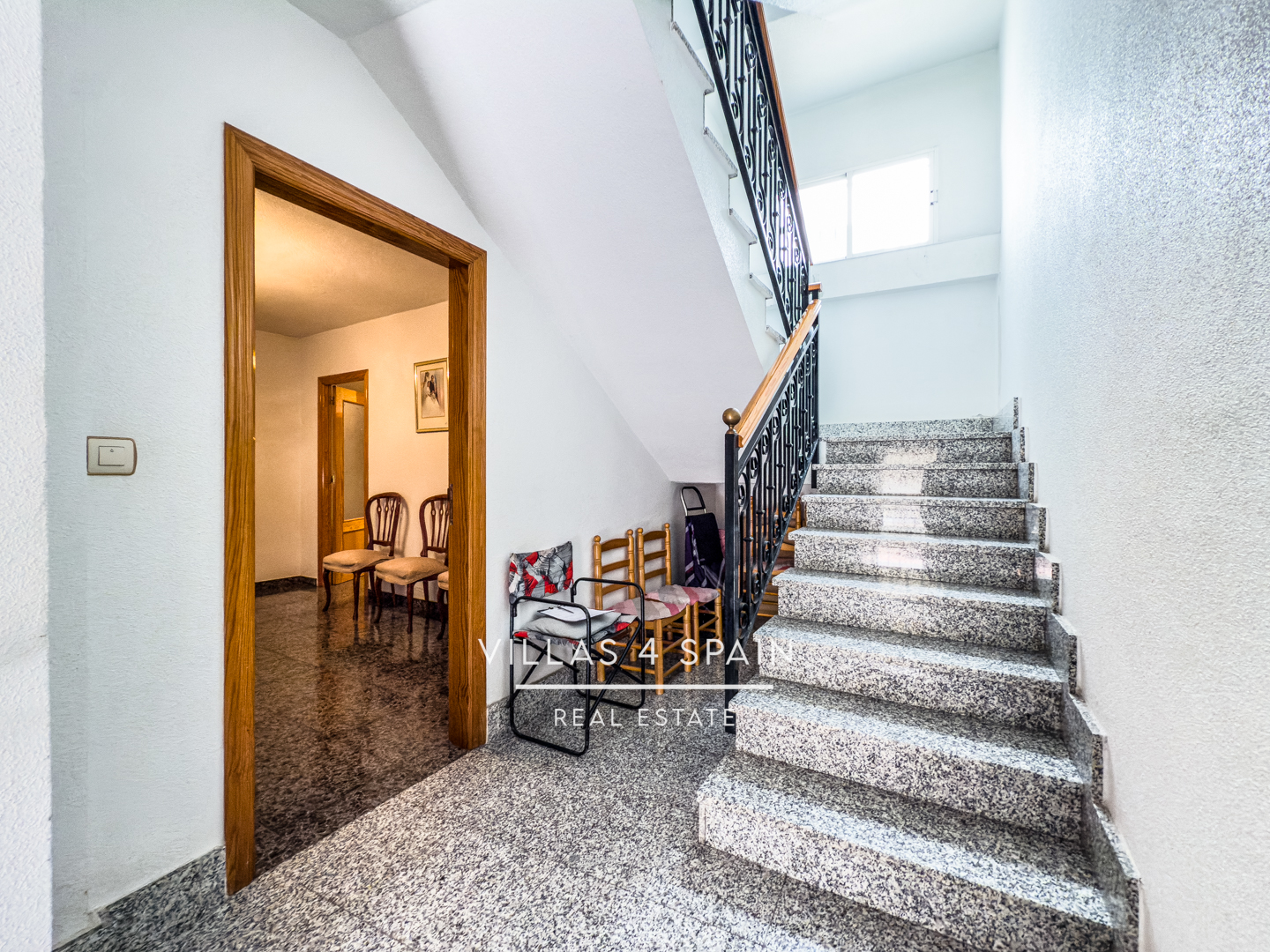 Resale - 8 Bed 4 Bath Townhouse in Fortuna For Sale - av. salvador allende - Murcia Resale - 8 Bed 4 Bath Townhouse in Fortuna For Sale - av. salvador allende - Murcia