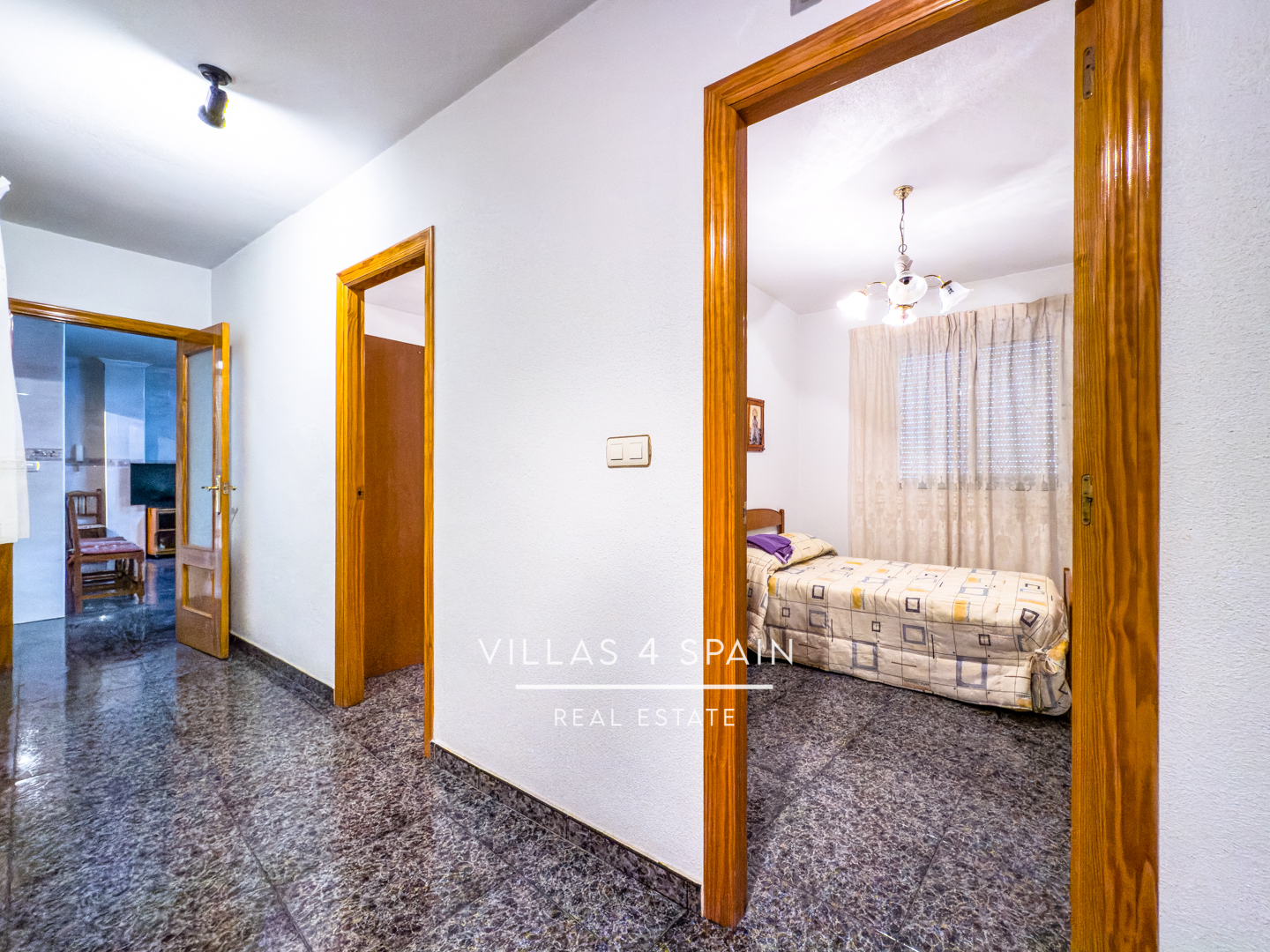 Resale - 8 Bed 4 Bath Townhouse in Fortuna For Sale - av. salvador allende - Murcia Resale - 8 Bed 4 Bath Townhouse in Fortuna For Sale - av. salvador allende - Murcia