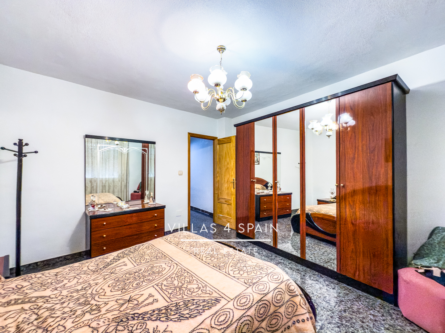 Resale - 8 Bed 4 Bath Townhouse in Fortuna For Sale - av. salvador allende - Murcia Resale - 8 Bed 4 Bath Townhouse in Fortuna For Sale - av. salvador allende - Murcia