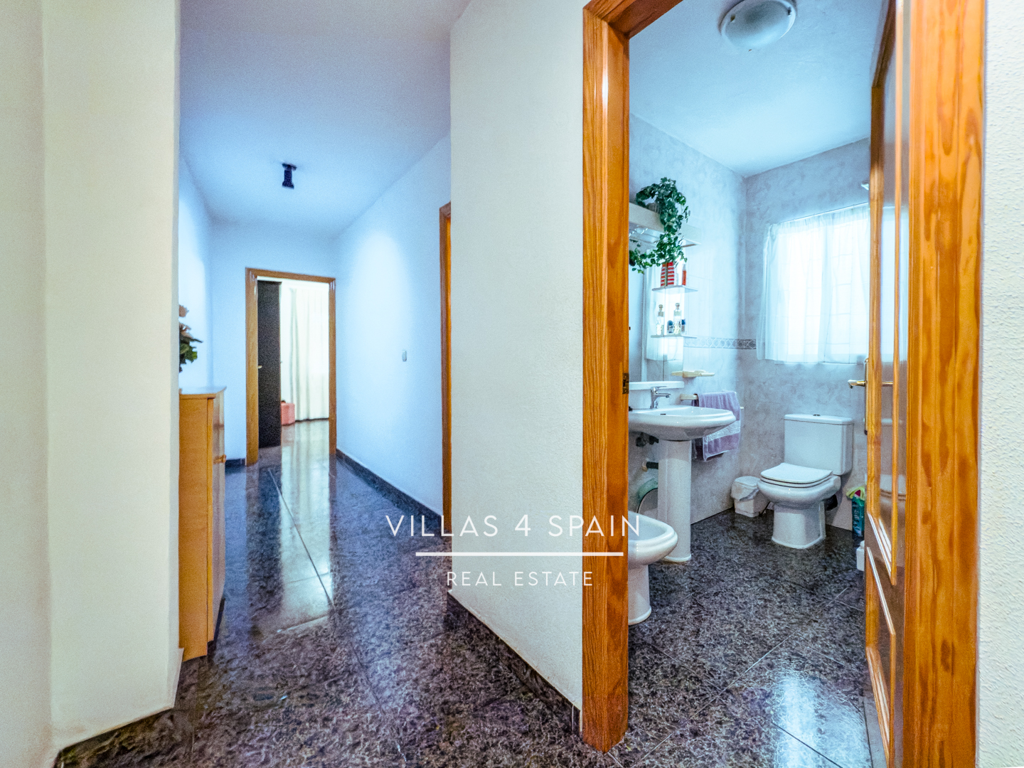 Resale - 8 Bed 4 Bath Townhouse in Fortuna For Sale - av. salvador allende - Murcia Resale - 8 Bed 4 Bath Townhouse in Fortuna For Sale - av. salvador allende - Murcia