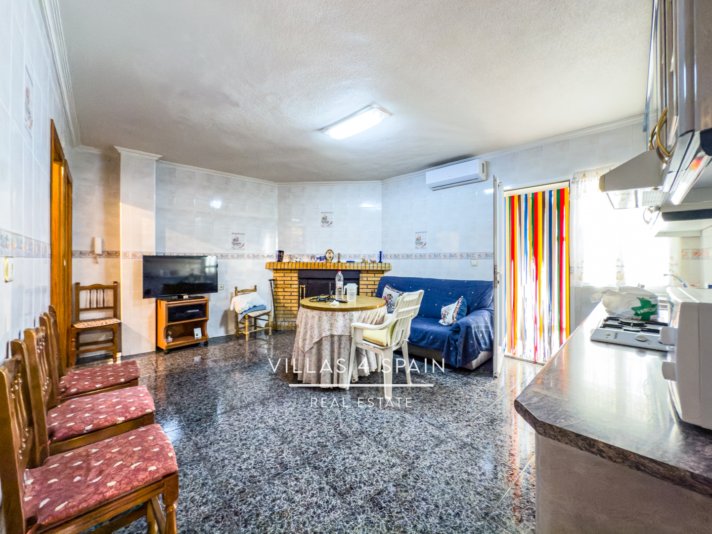 Resale - 8 Bed 4 Bath Townhouse in Fortuna For Sale - av. salvador allende - Murcia Resale - 8 Bed 4 Bath Townhouse in Fortuna For Sale - av. salvador allende - Murcia