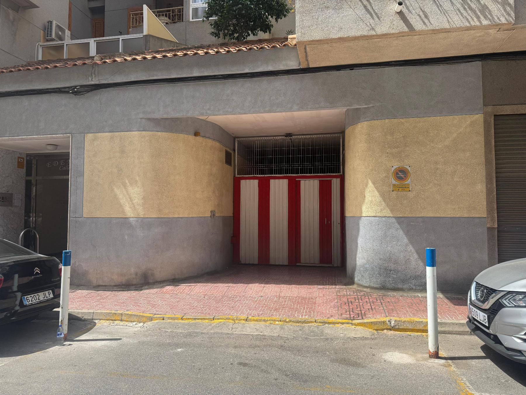 Sold - Garaje in Torrevieja - Playa Acequion - Alicante Sold - Garaje in Torrevieja - Playa Acequion - Alicante