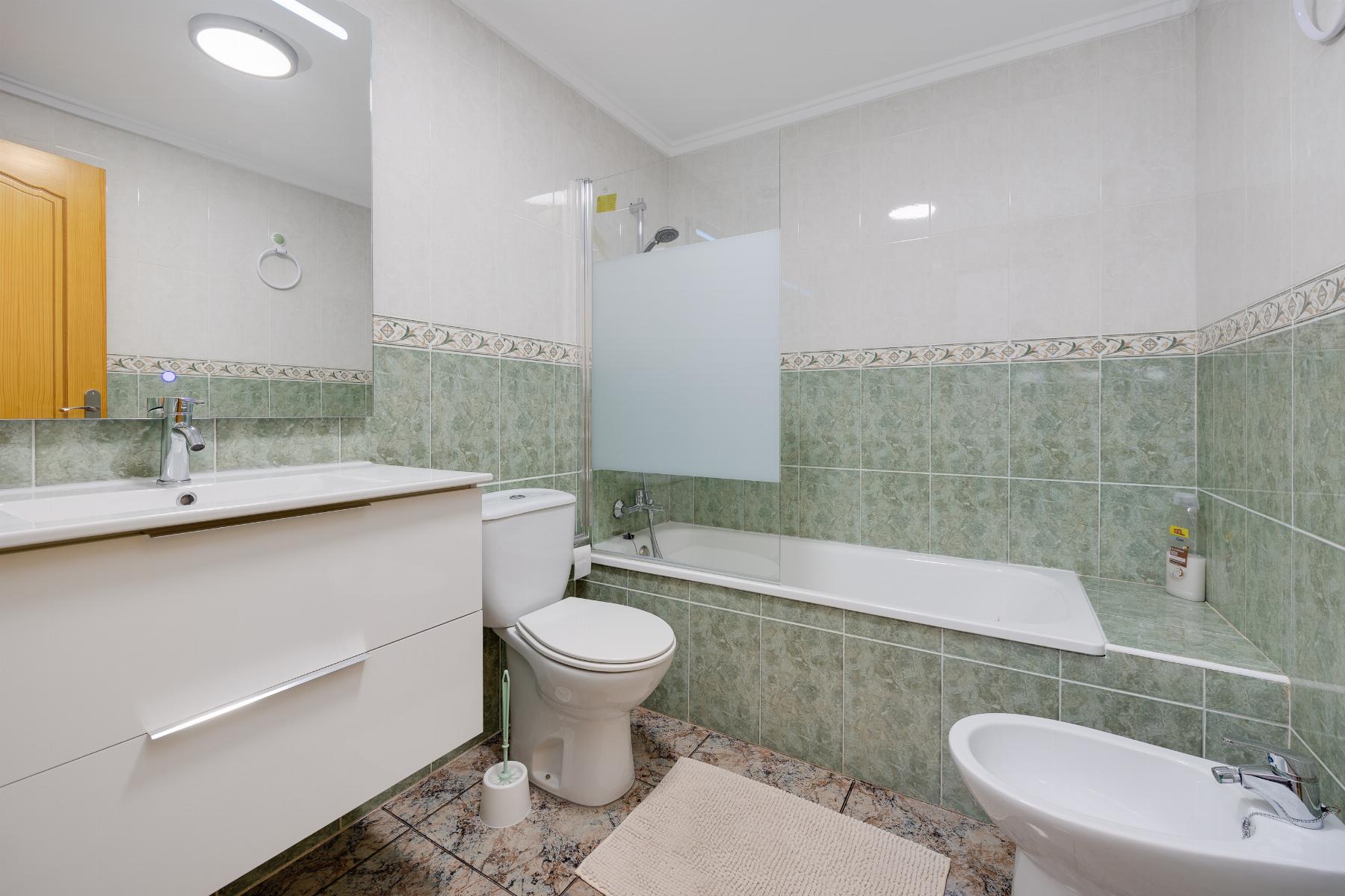 Resale - 3 Bedroom 2 Bathroom Apartamento in Torrevieja - PLAYA NAUFRAGOS - Alicante Resale - 3 Bedroom 2 Bathroom Apartamento in Torrevieja - PLAYA NAUFRAGOS - Alicante