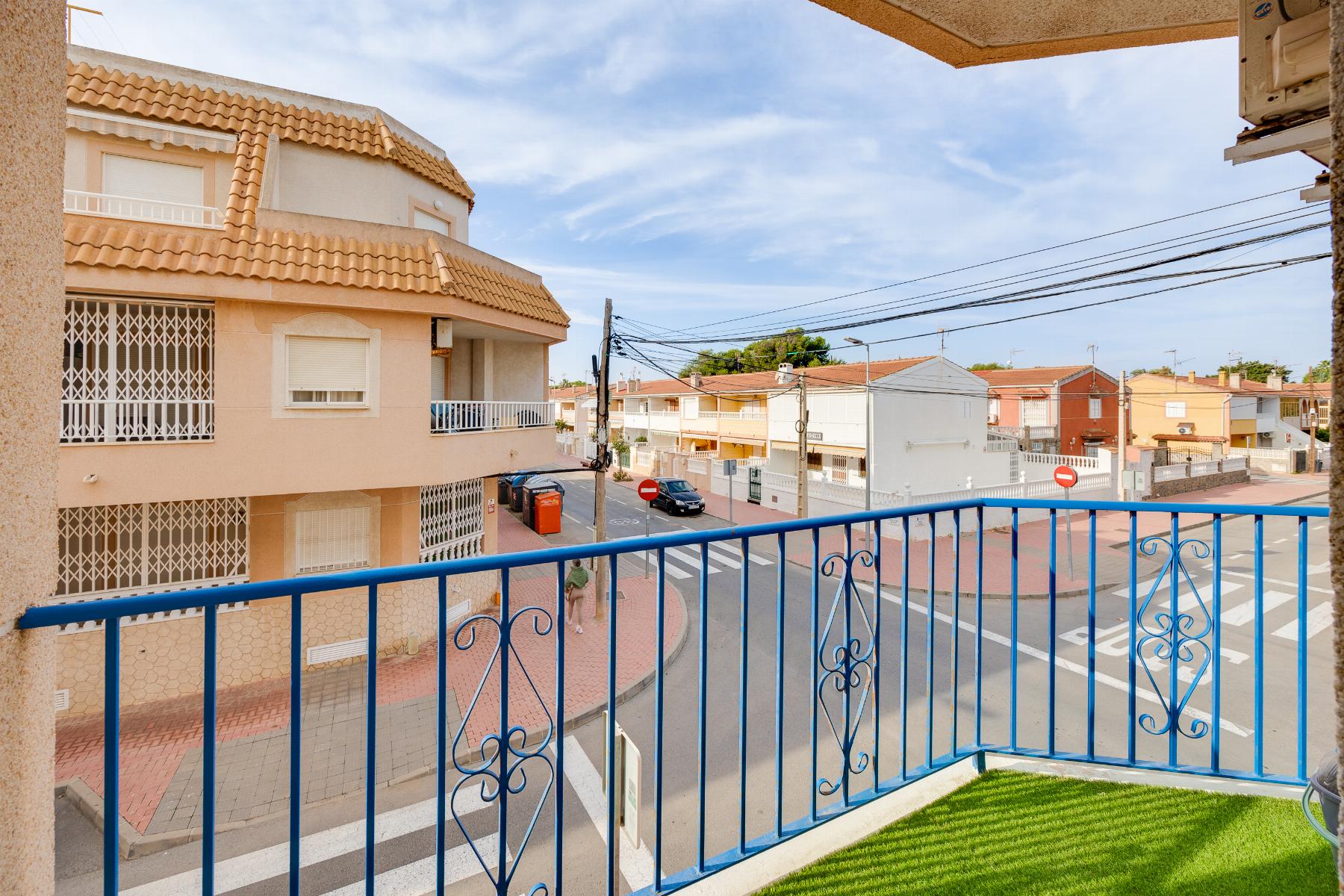 Resale - 3 Bedroom 2 Bathroom Apartamento in Torrevieja - PLAYA NAUFRAGOS - Alicante Resale - 3 Bedroom 2 Bathroom Apartamento in Torrevieja - PLAYA NAUFRAGOS - Alicante