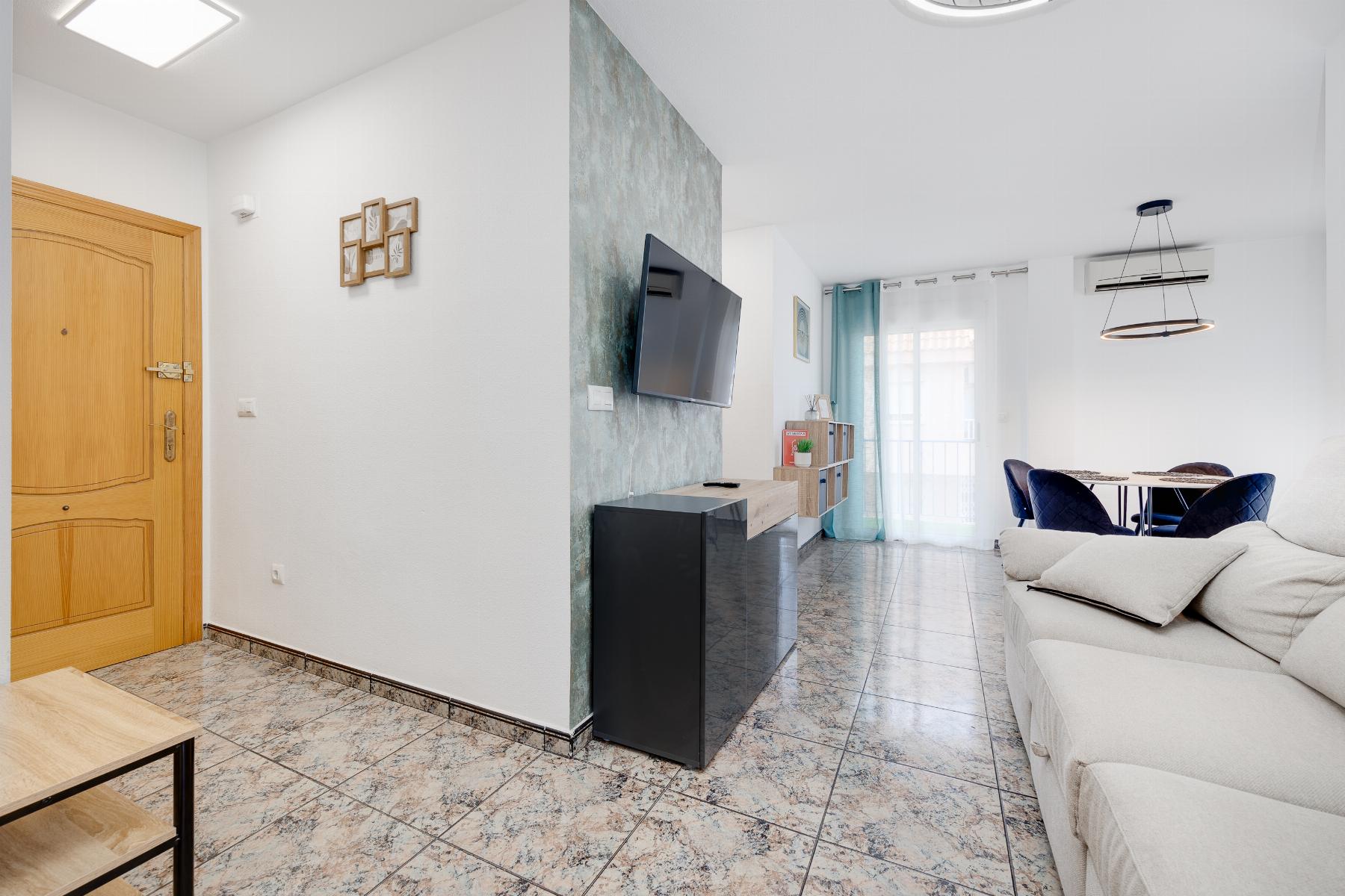 Resale - 3 Bedroom 2 Bathroom Apartamento in Torrevieja - PLAYA NAUFRAGOS - Alicante Resale - 3 Bedroom 2 Bathroom Apartamento in Torrevieja - PLAYA NAUFRAGOS - Alicante